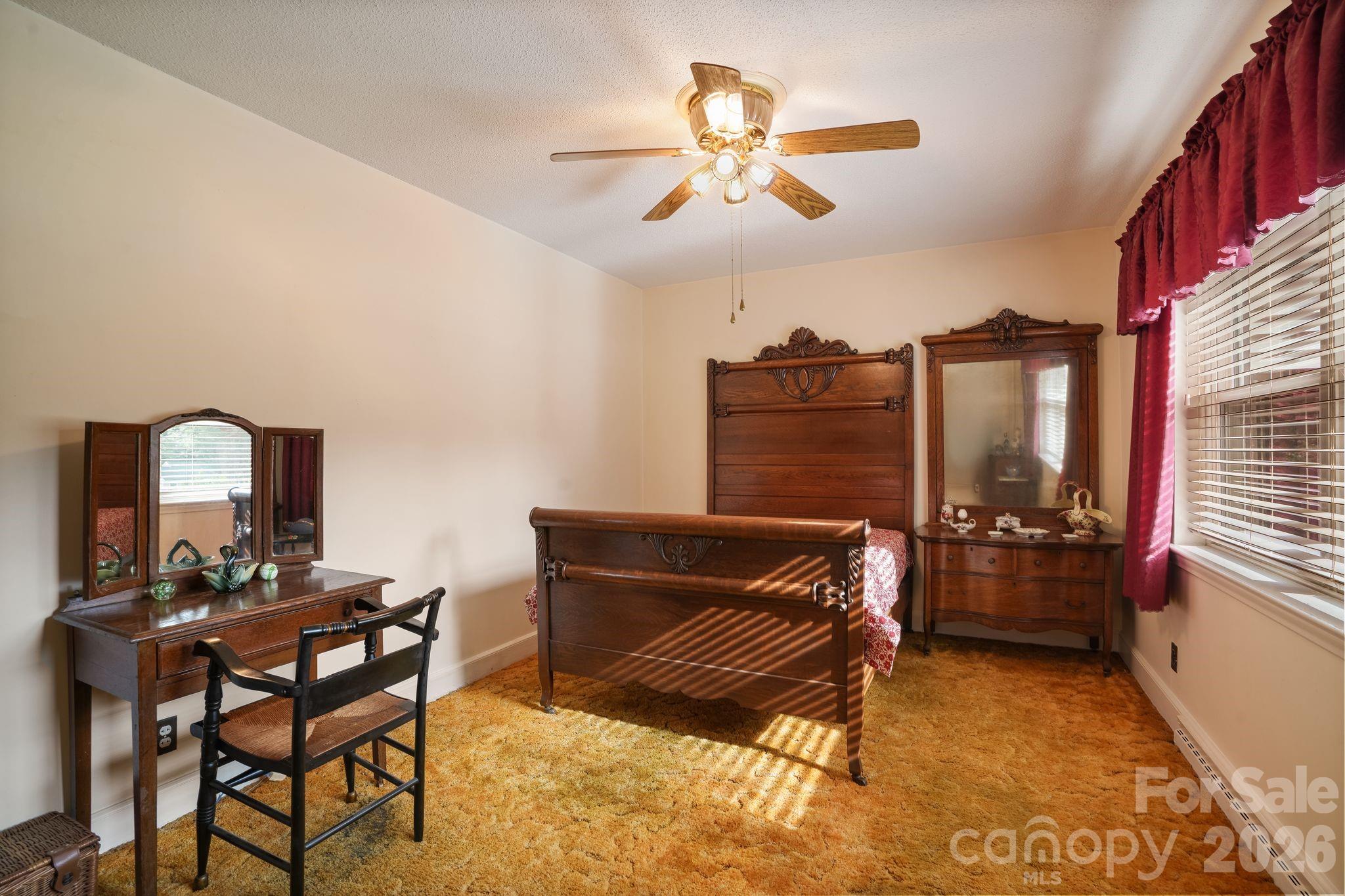 1261 Springwood Church Road — Gibsonville