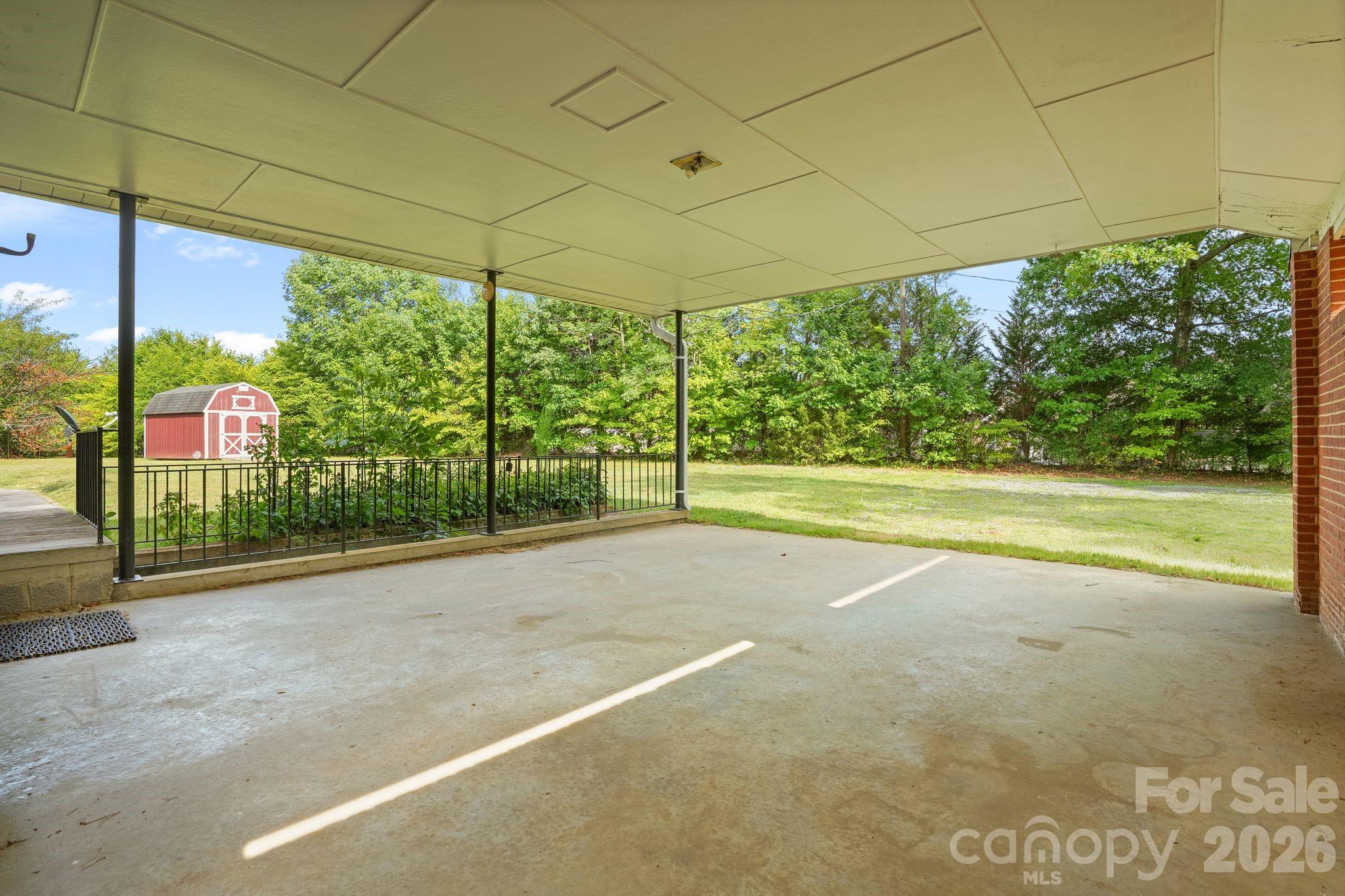 1261 Springwood Church Road — Gibsonville
