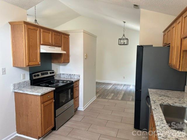 9022 Brad Court — Matthews