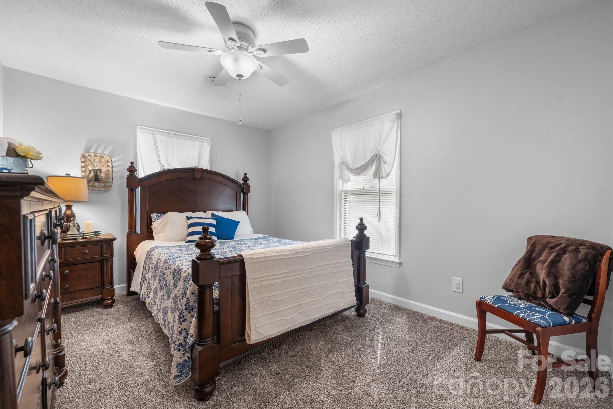 5562 Clearlake Drive — Hickory