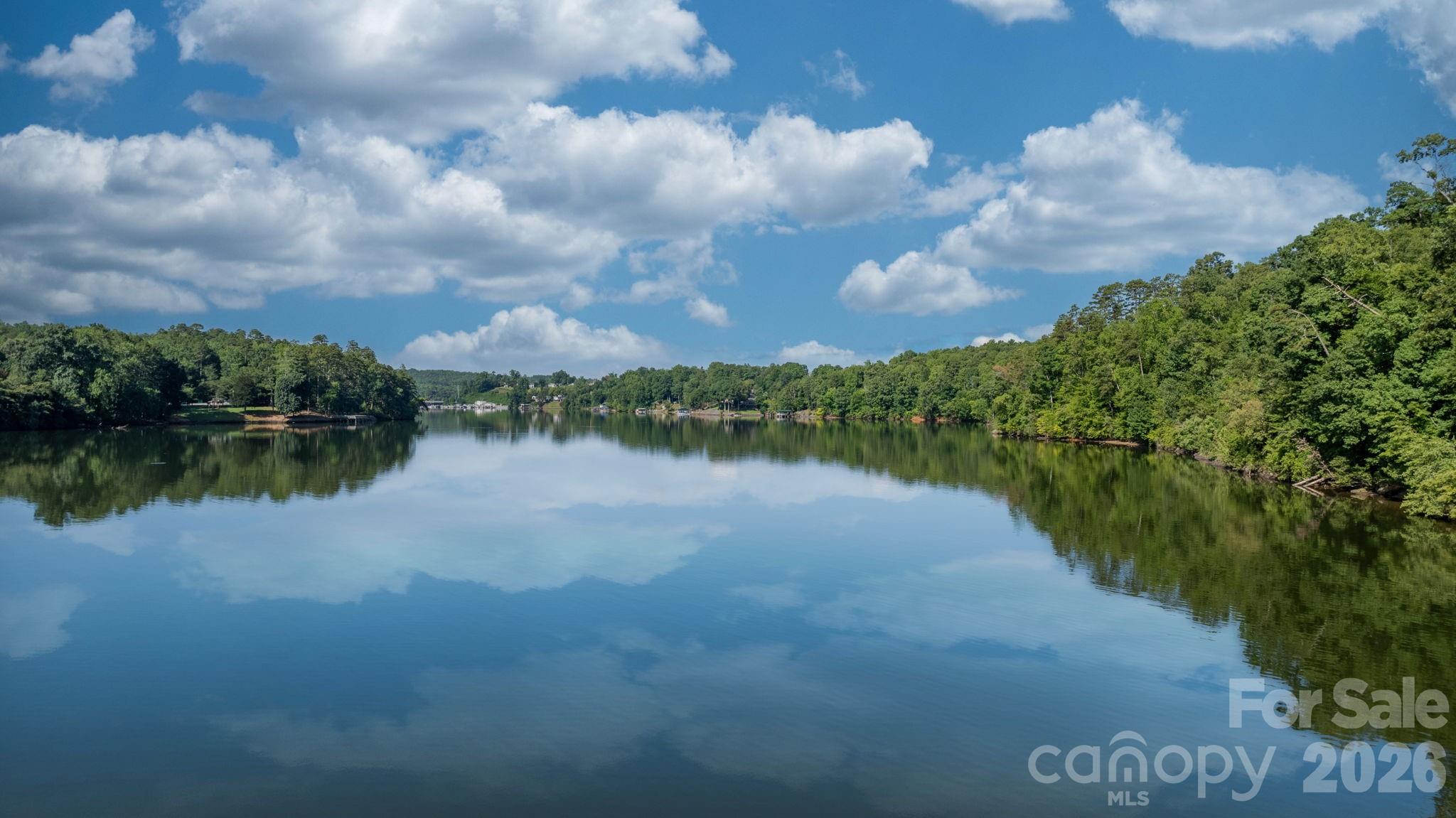 5562 Clearlake Drive — Hickory