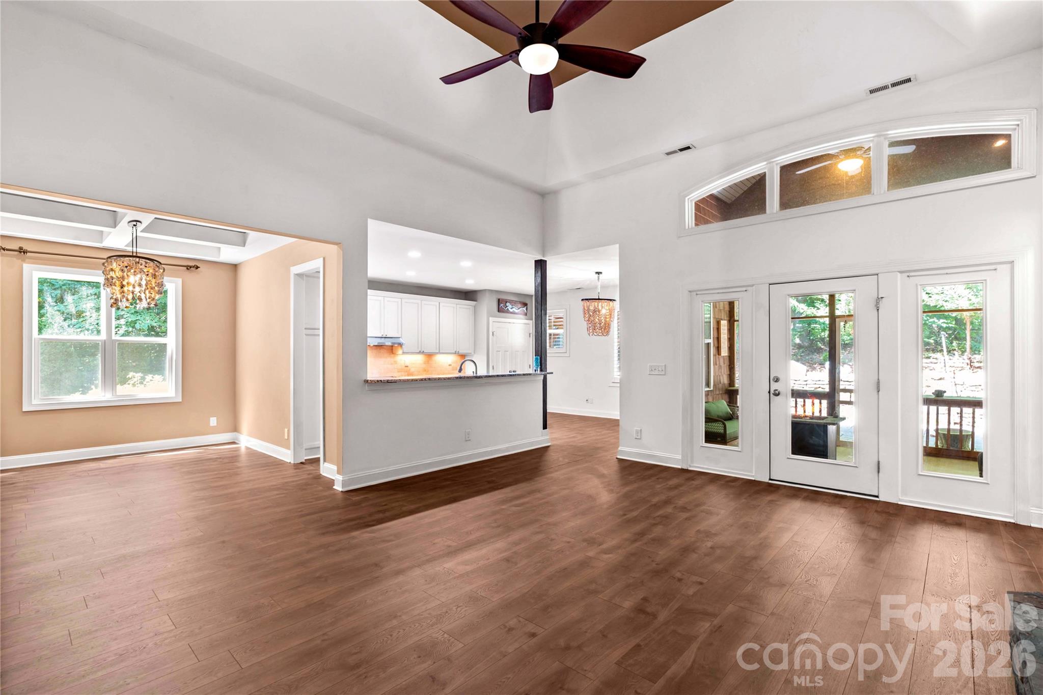 13927 Asbury Chapel Road — Huntersville