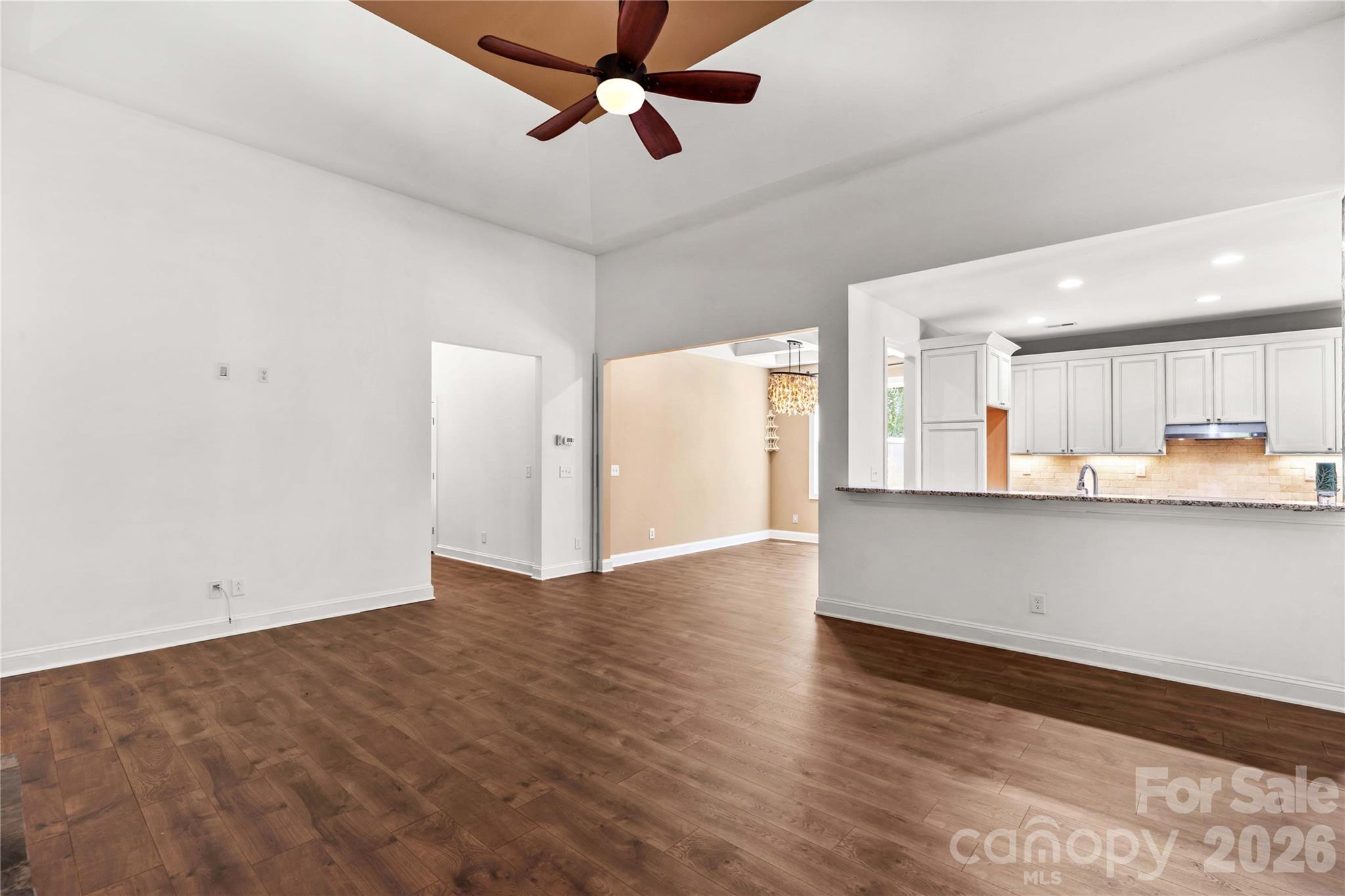 13927 Asbury Chapel Road — Huntersville