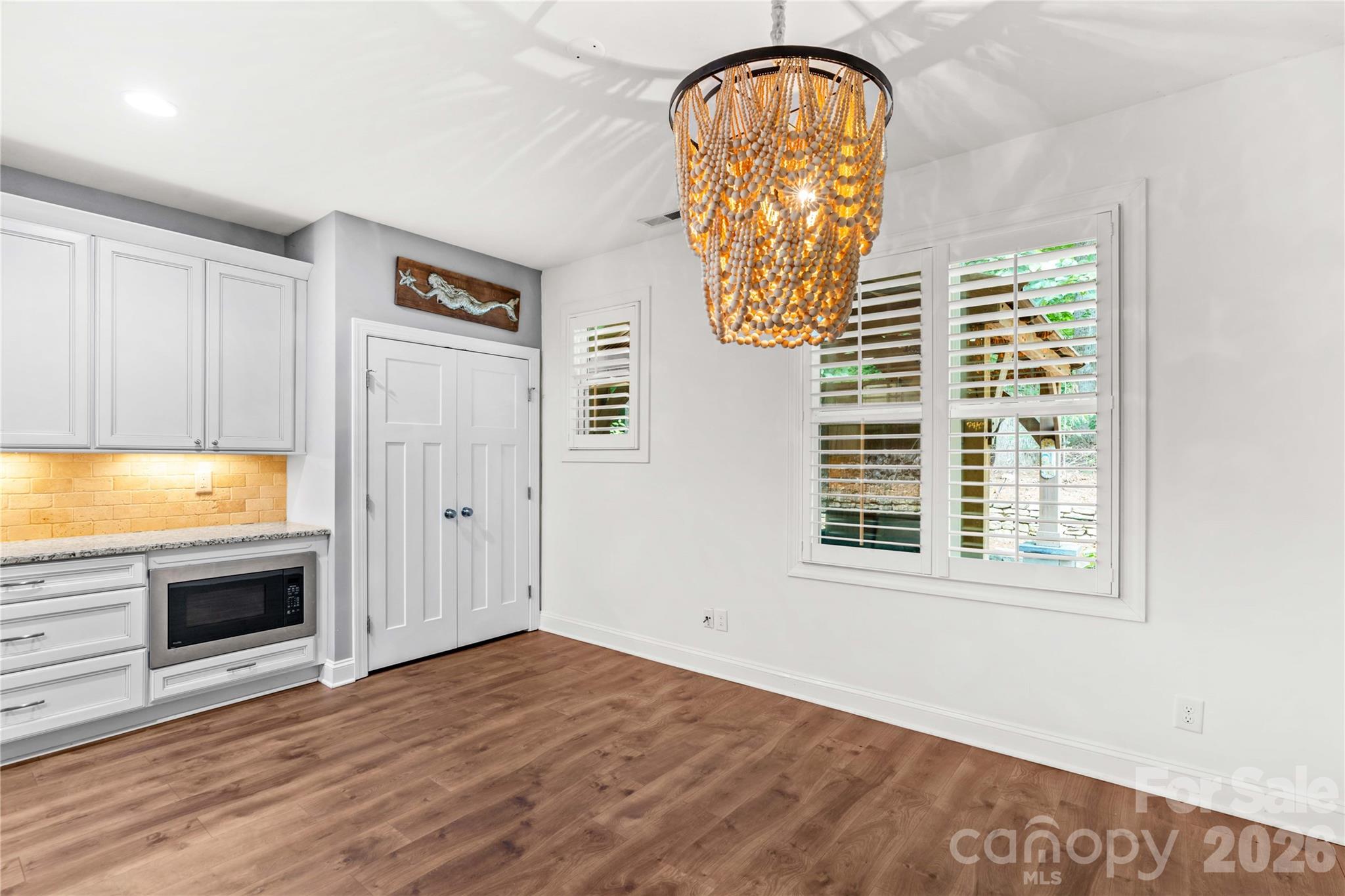 13927 Asbury Chapel Road — Huntersville