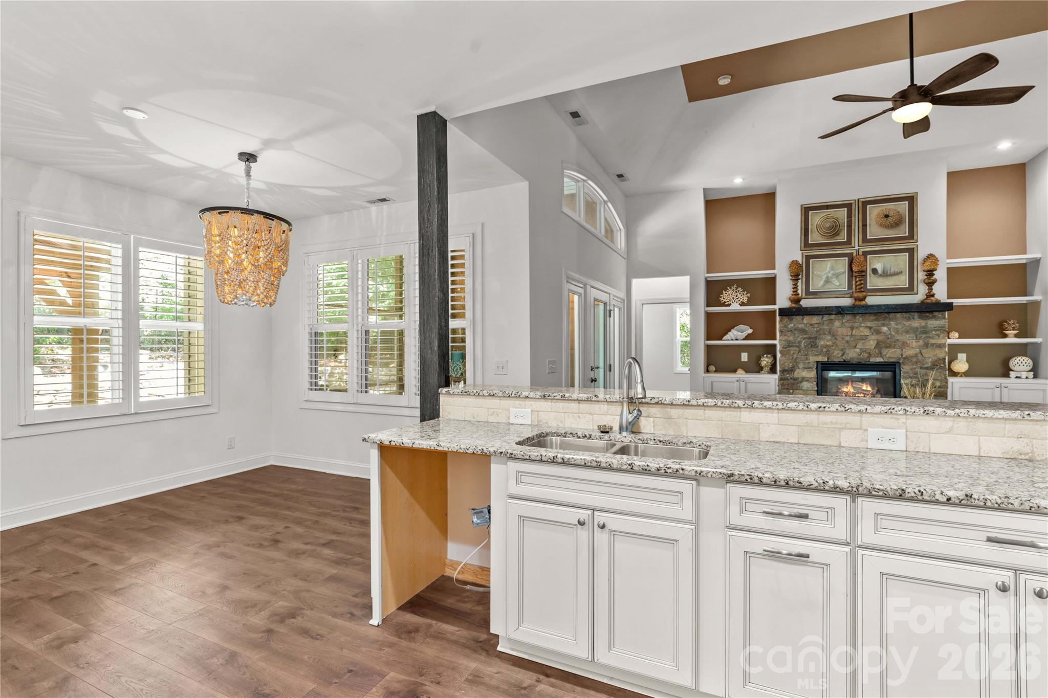 13927 Asbury Chapel Road — Huntersville