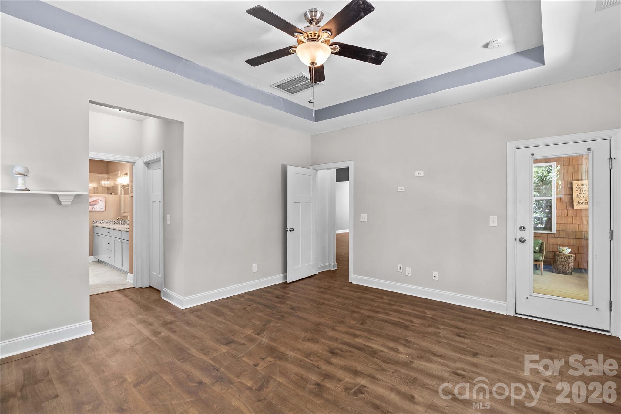 13927 Asbury Chapel Road — Huntersville