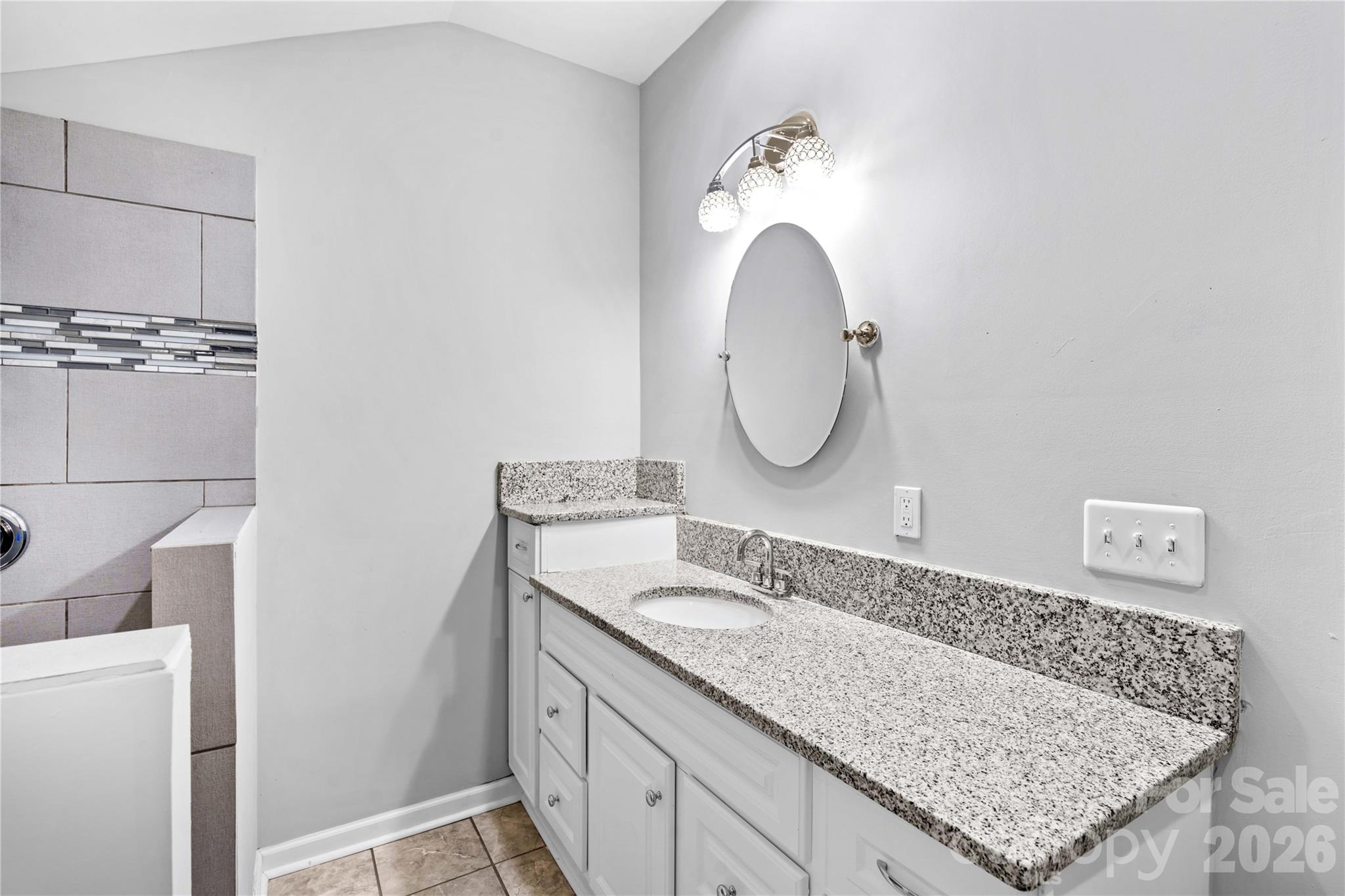 13927 Asbury Chapel Road — Huntersville