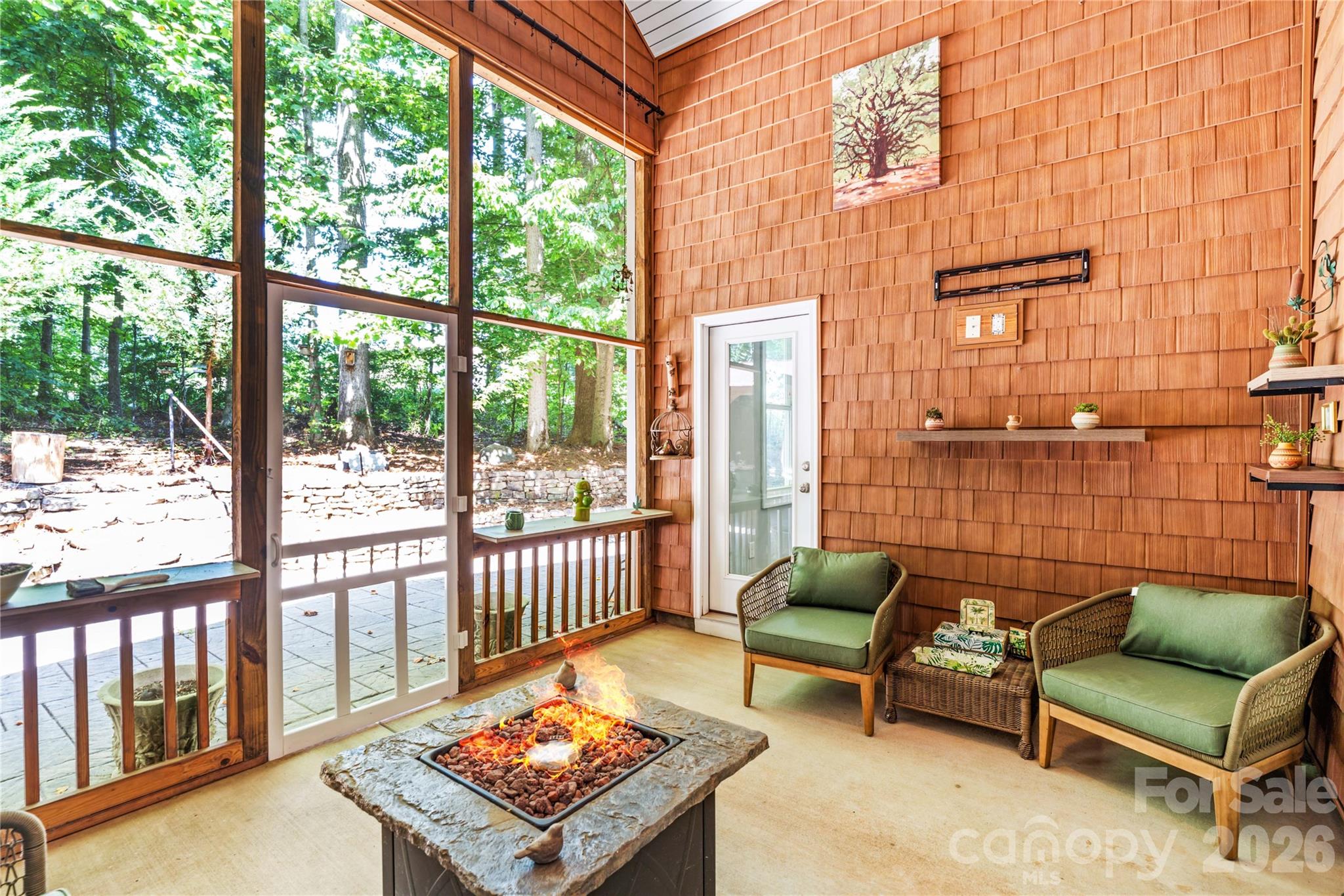 13927 Asbury Chapel Road — Huntersville