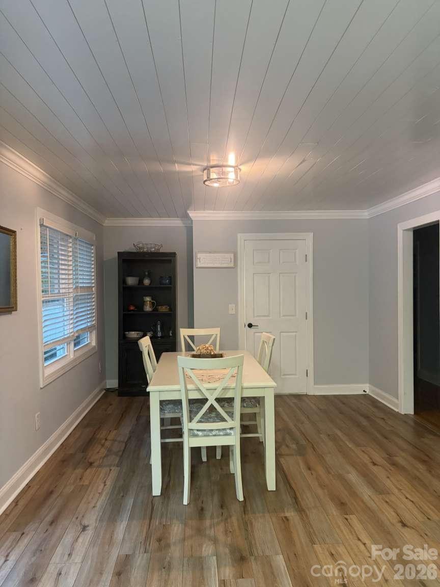 427 Acorn Acres Road — Norwood