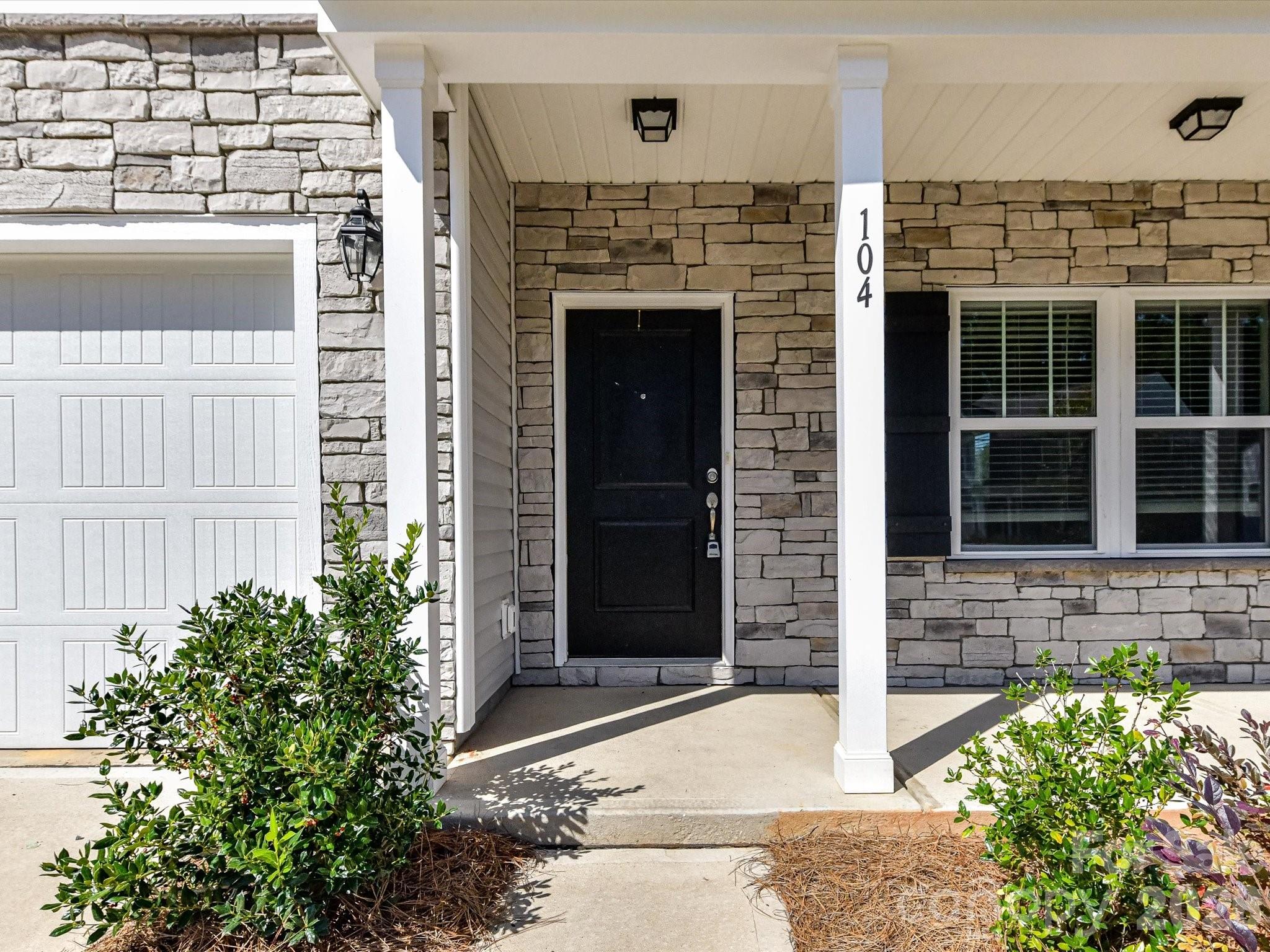 104 Trissy Court — Statesville