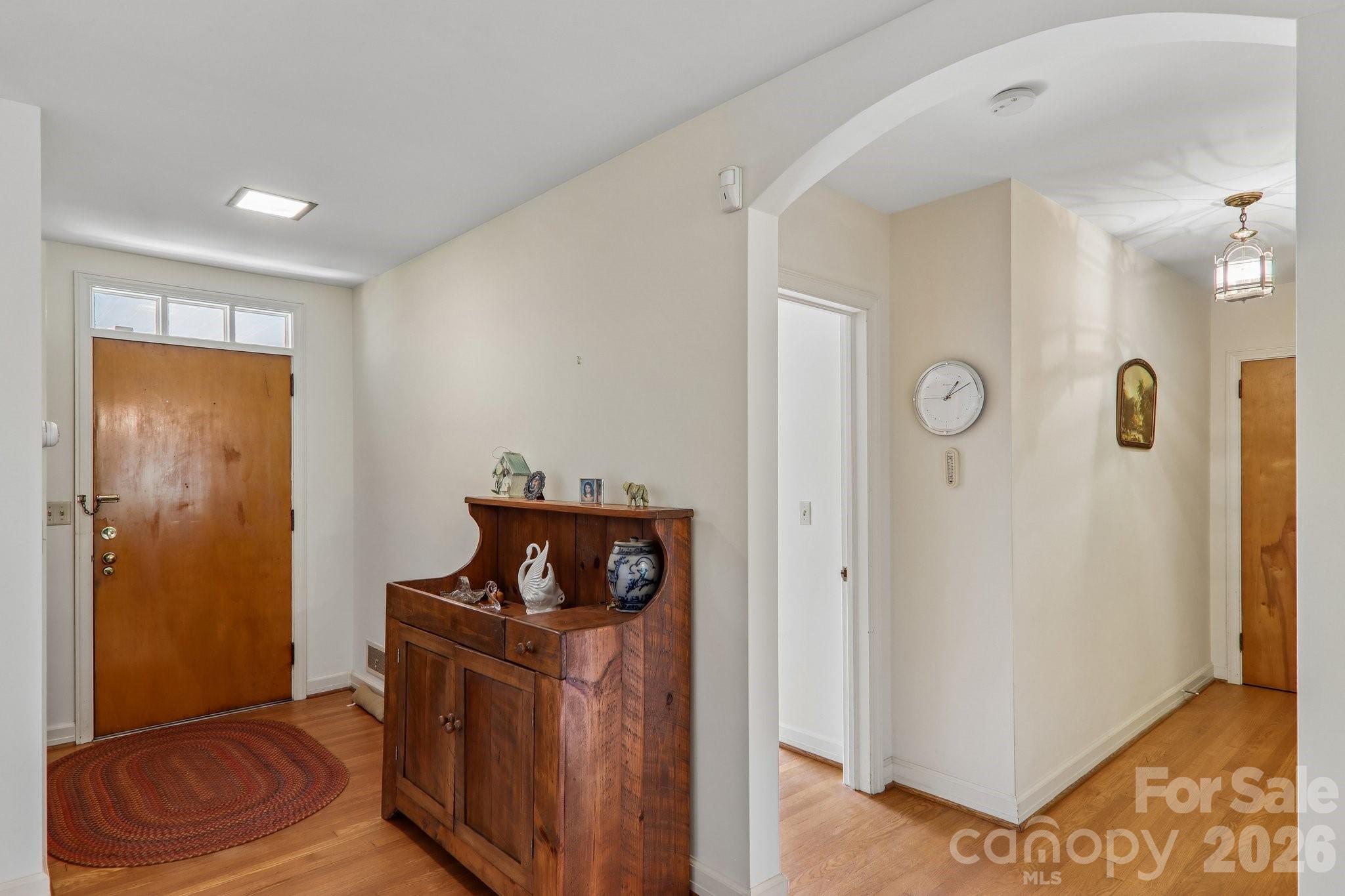 1404 Valmont Drive — Hendersonville