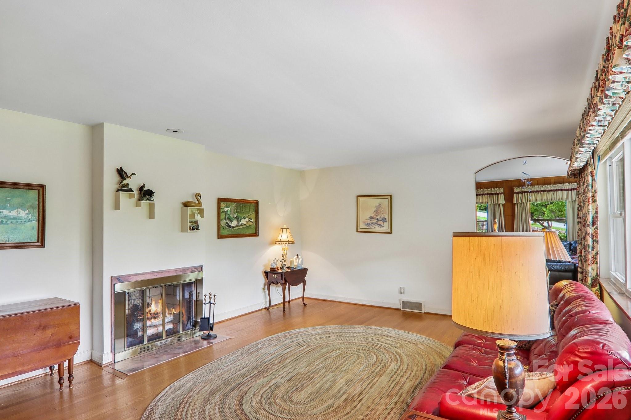 1404 Valmont Drive — Hendersonville
