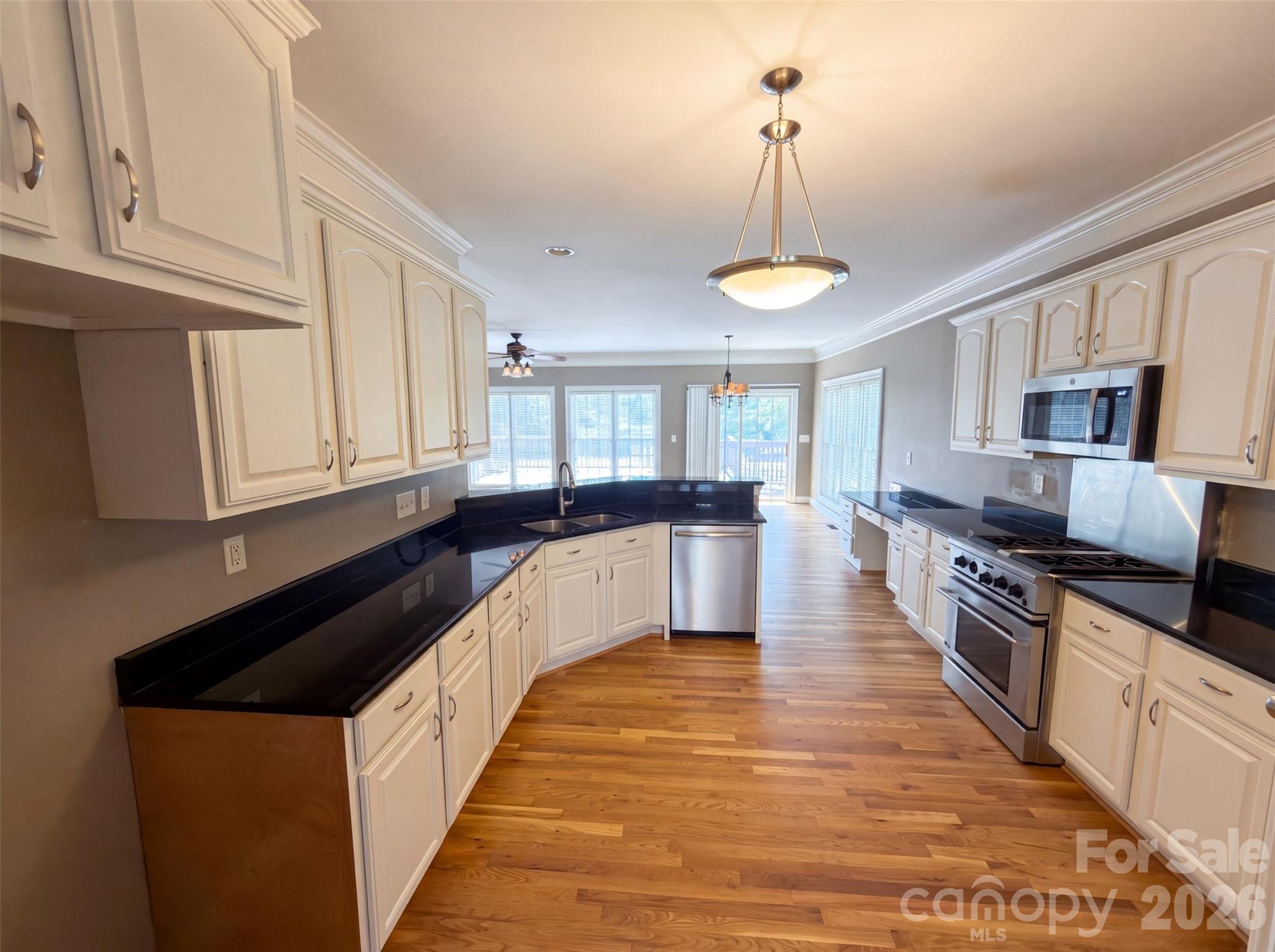9721 Arlington Oaks Drive — Charlotte