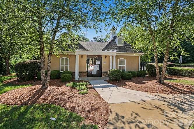 12720 Franklin Square Road #105 — Charlotte