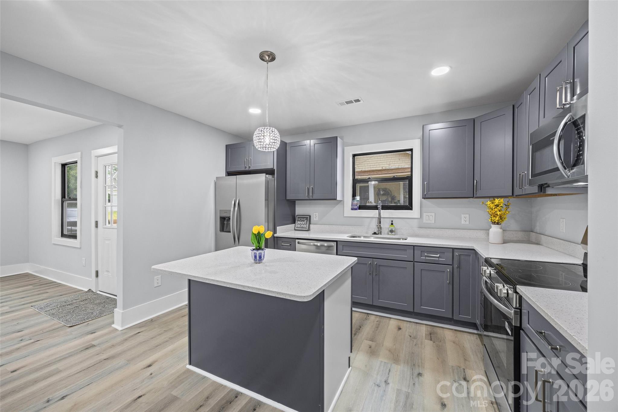 712 Henry Avenue — Gastonia