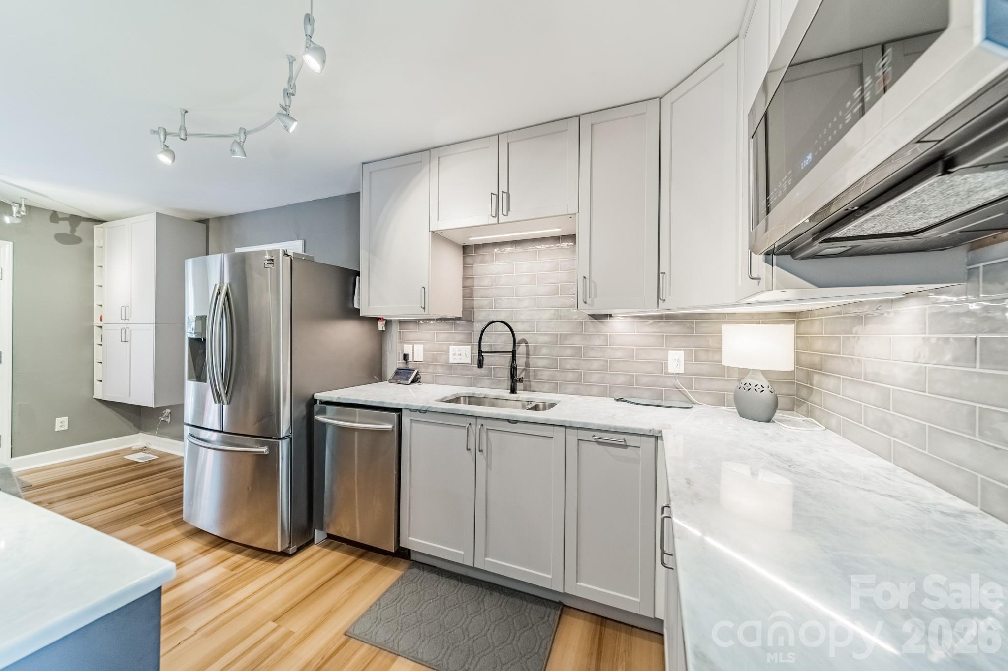 5815 Chapel Creek Court — Charlotte