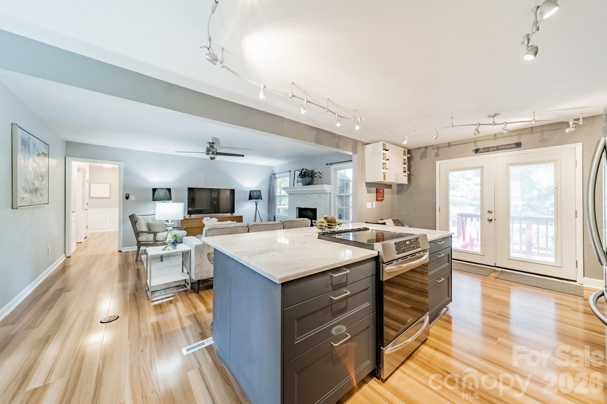 5815 Chapel Creek Court — Charlotte
