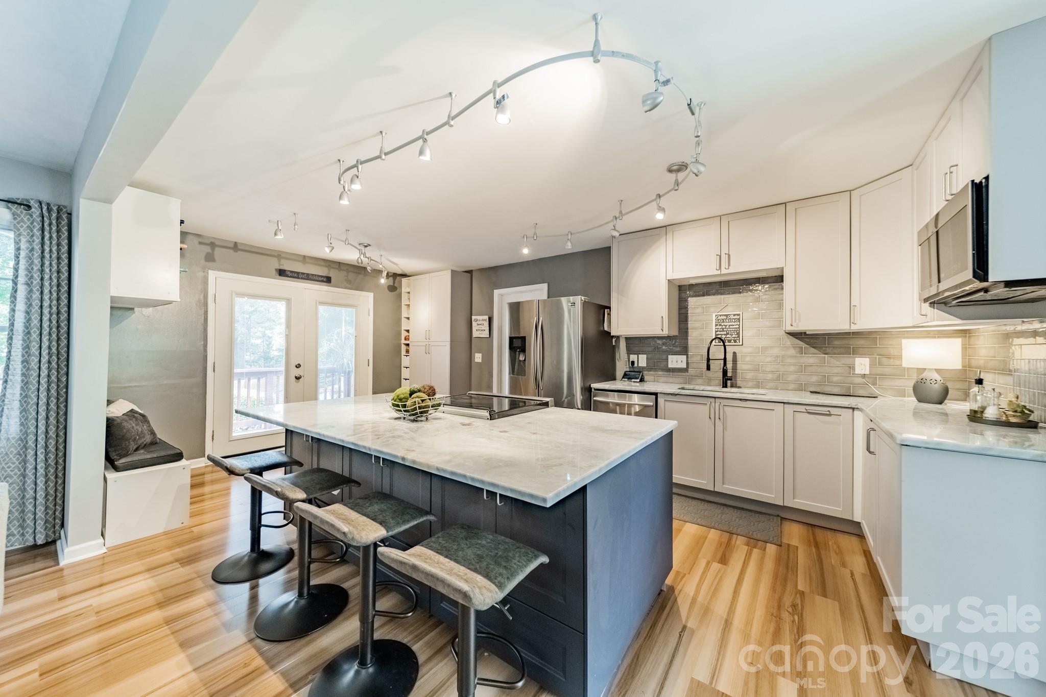 5815 Chapel Creek Court — Charlotte