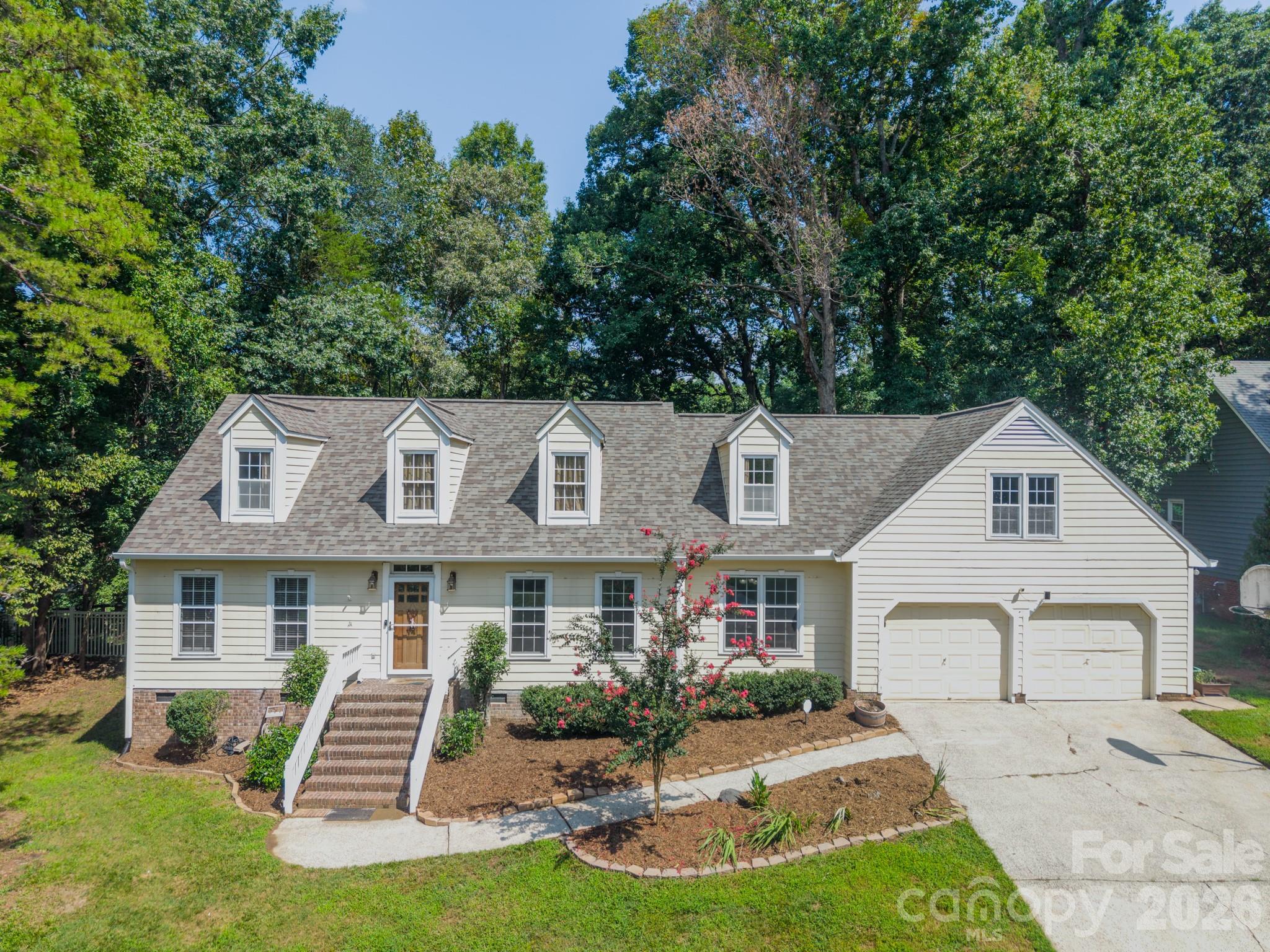 5815 Chapel Creek Court — Charlotte