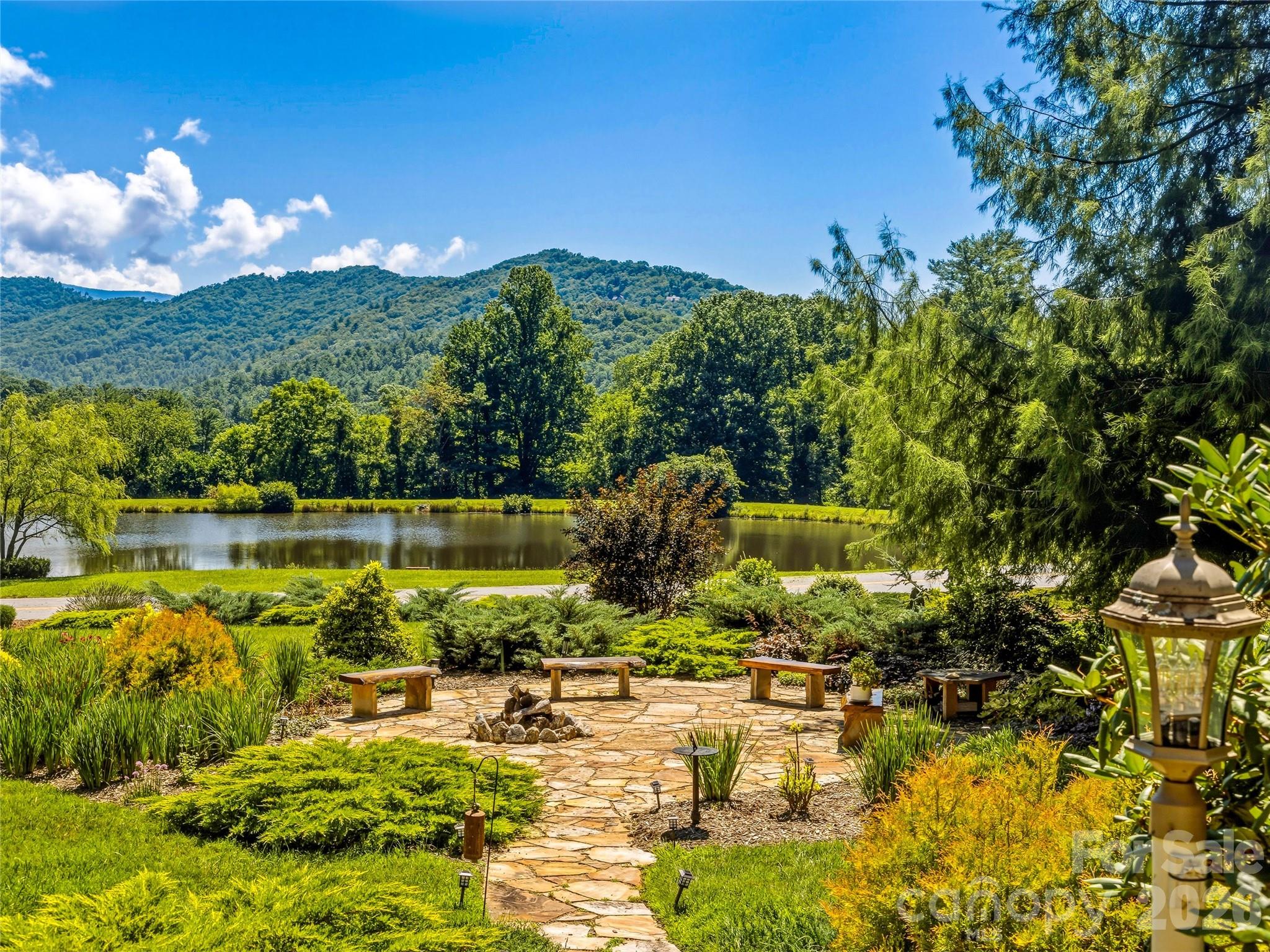 13 Ashley Road — Asheville