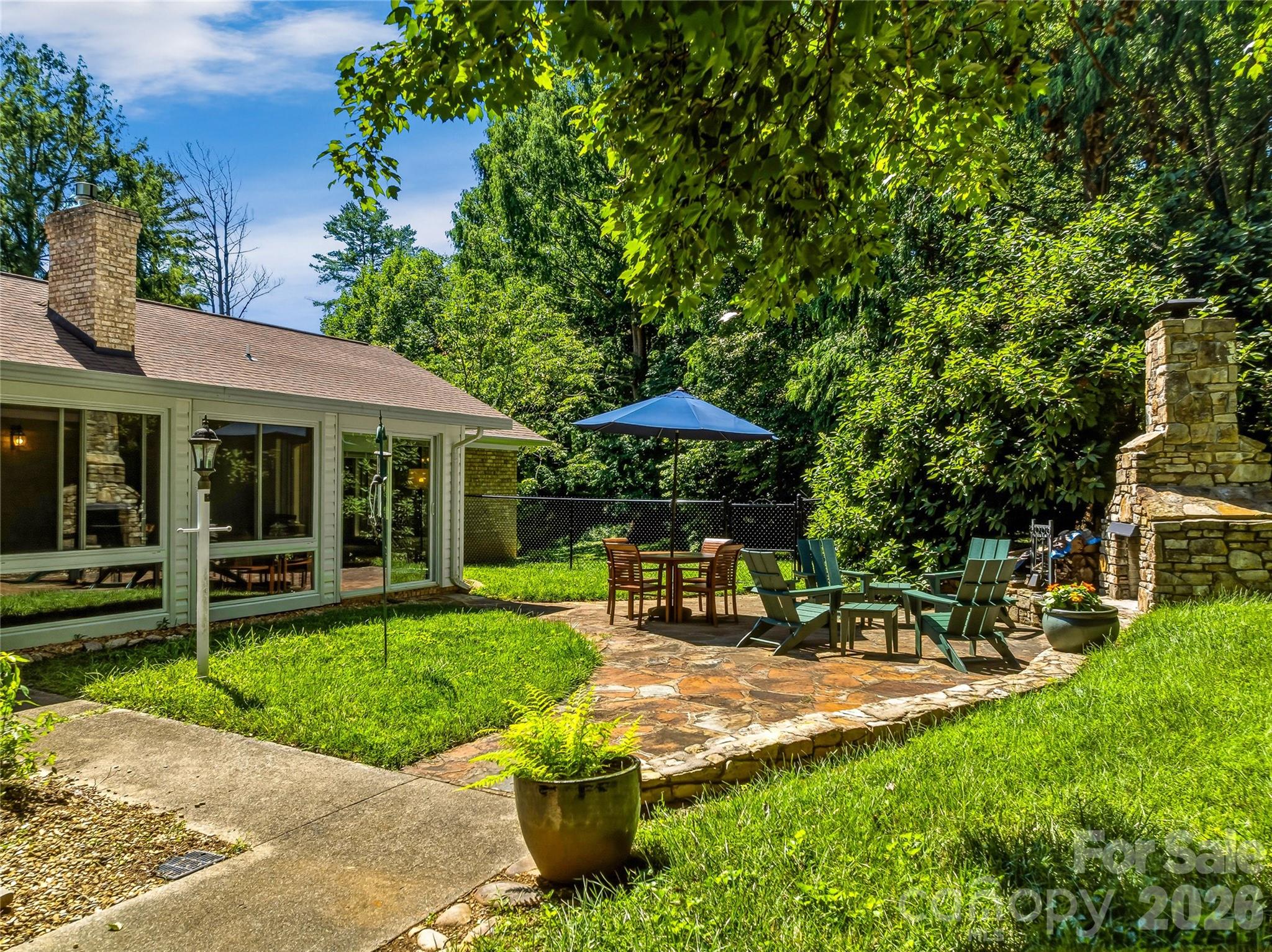 13 Ashley Road — Asheville