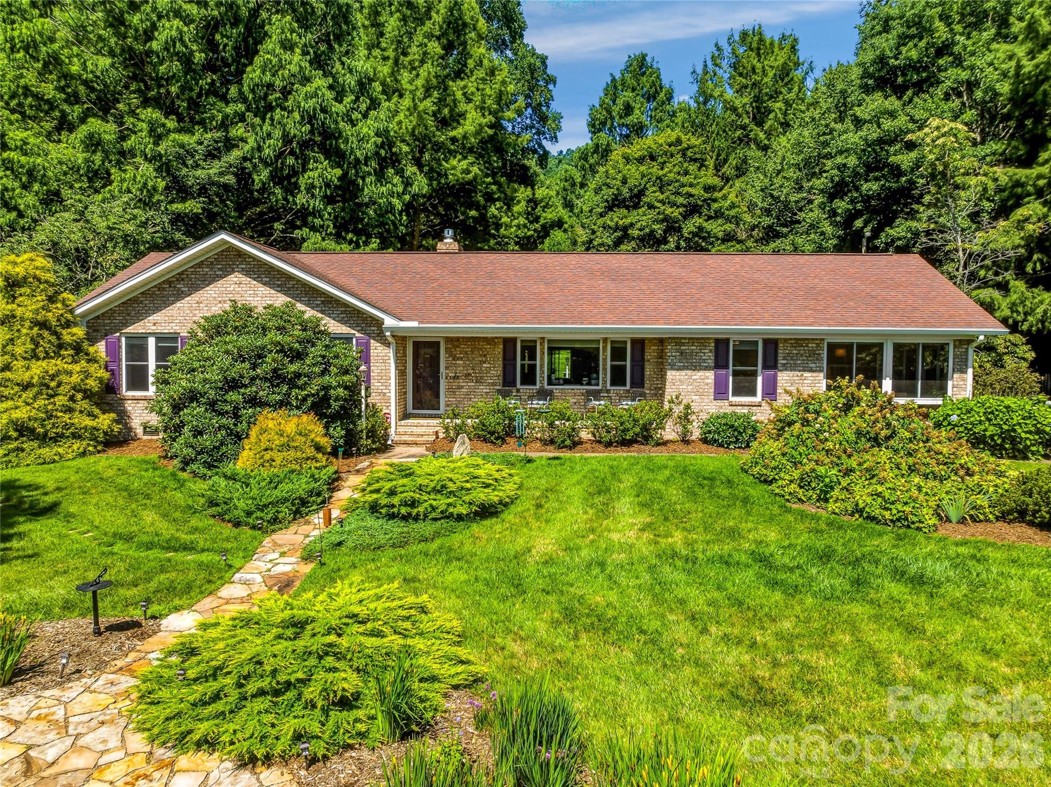 13 Ashley Road — Asheville