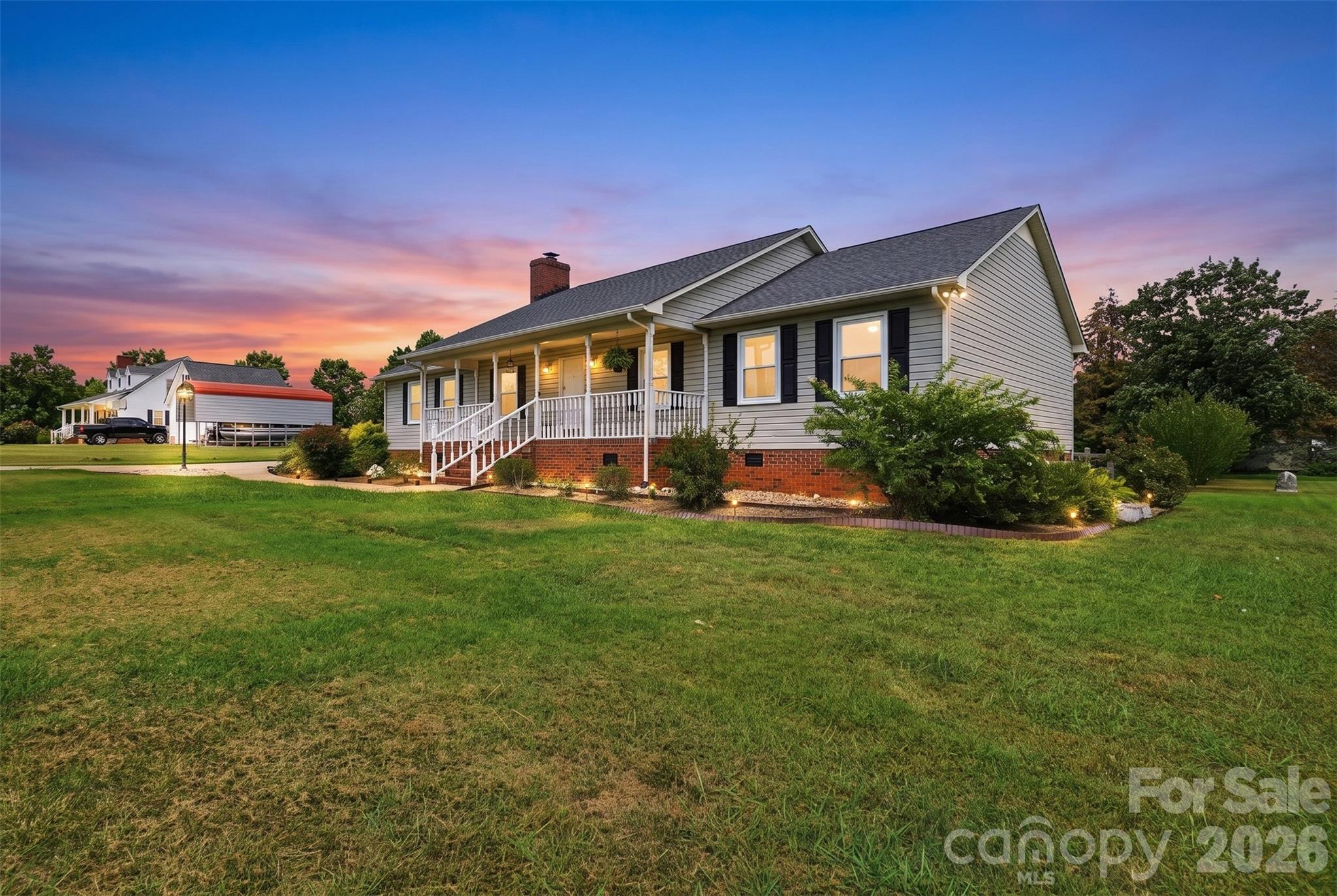 918 Tirzah Road — York