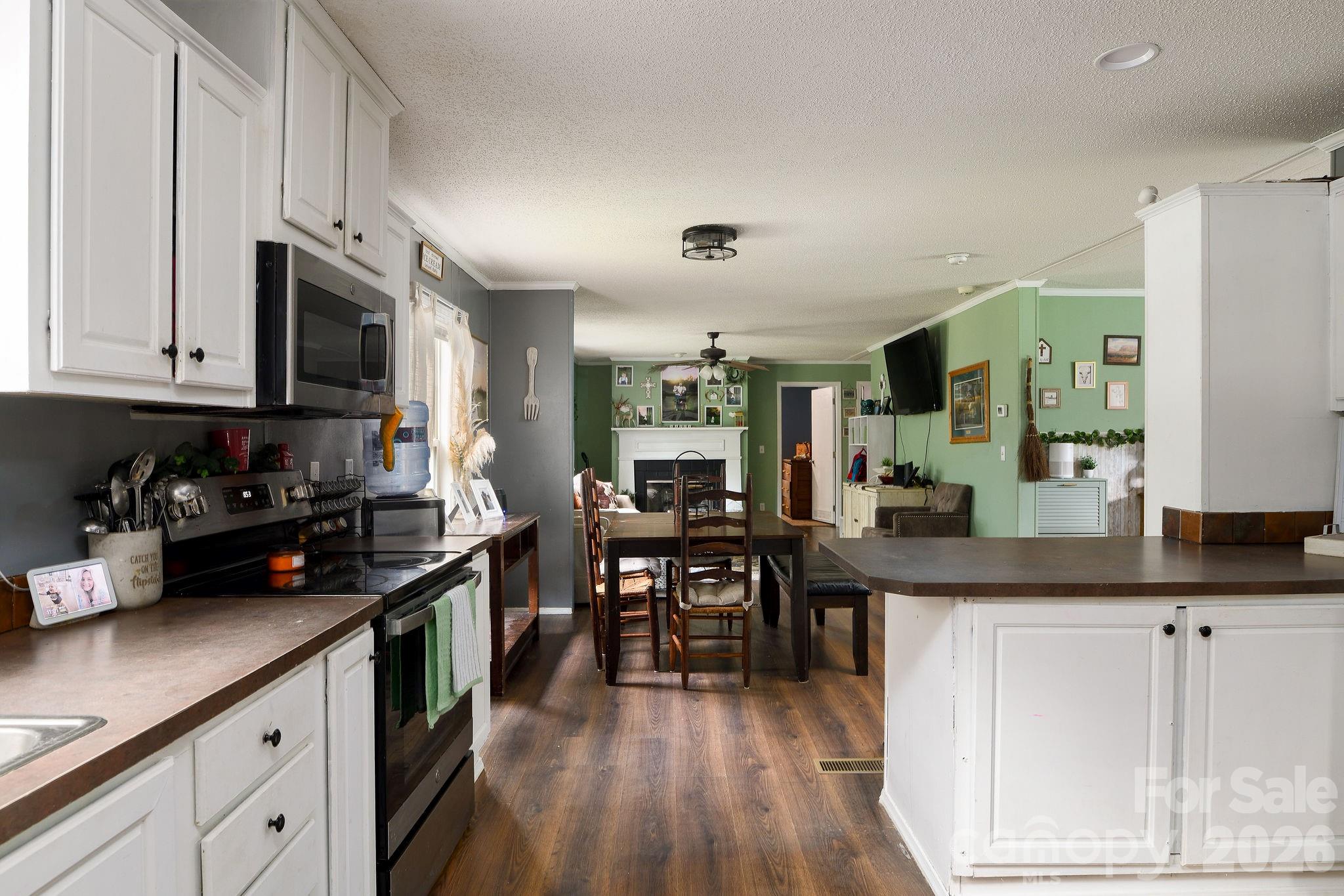 837 Joe Road — Mocksville