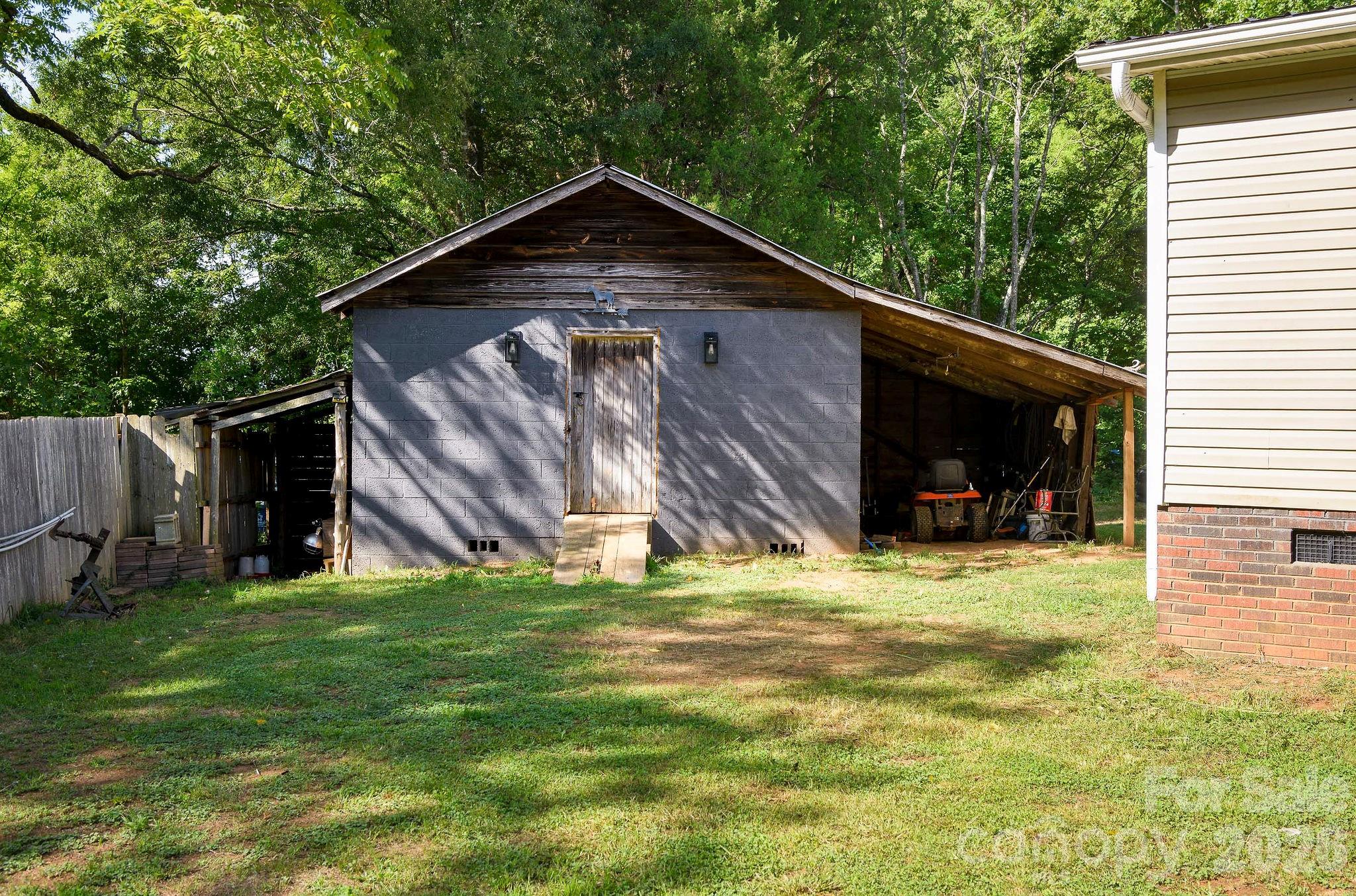 837 Joe Road — Mocksville