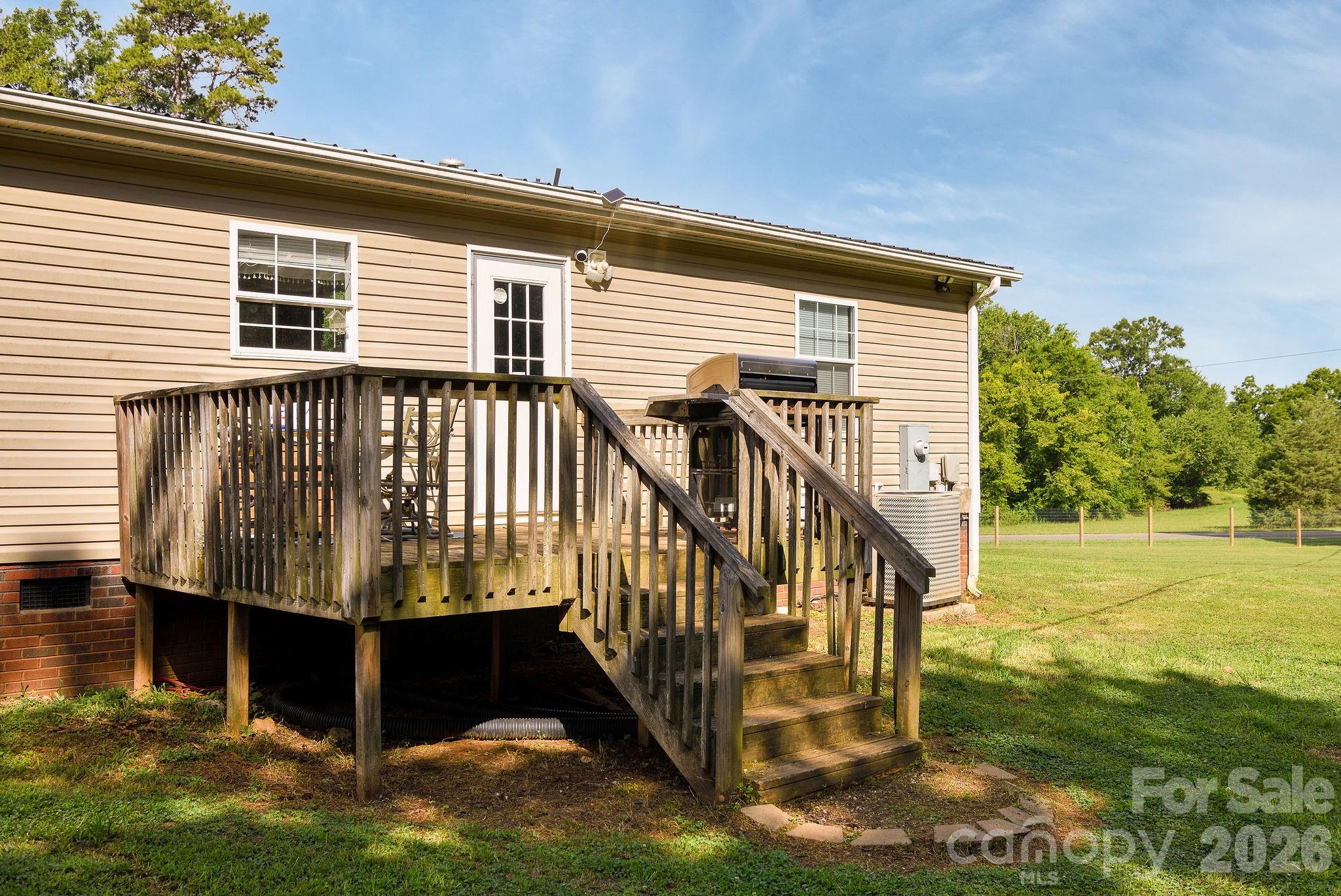 837 Joe Road — Mocksville