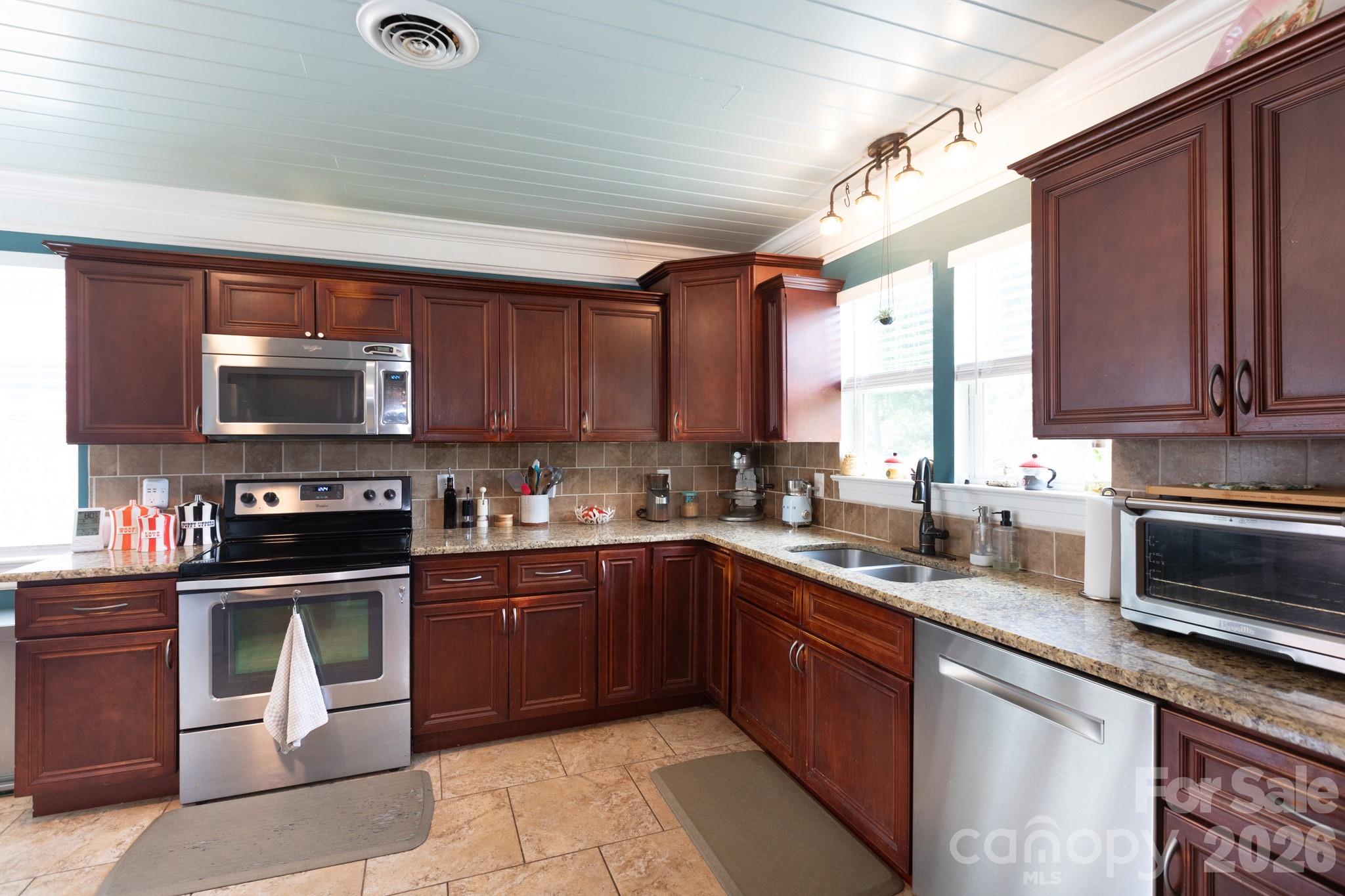 4031 Langhorne Avenue — Charlotte