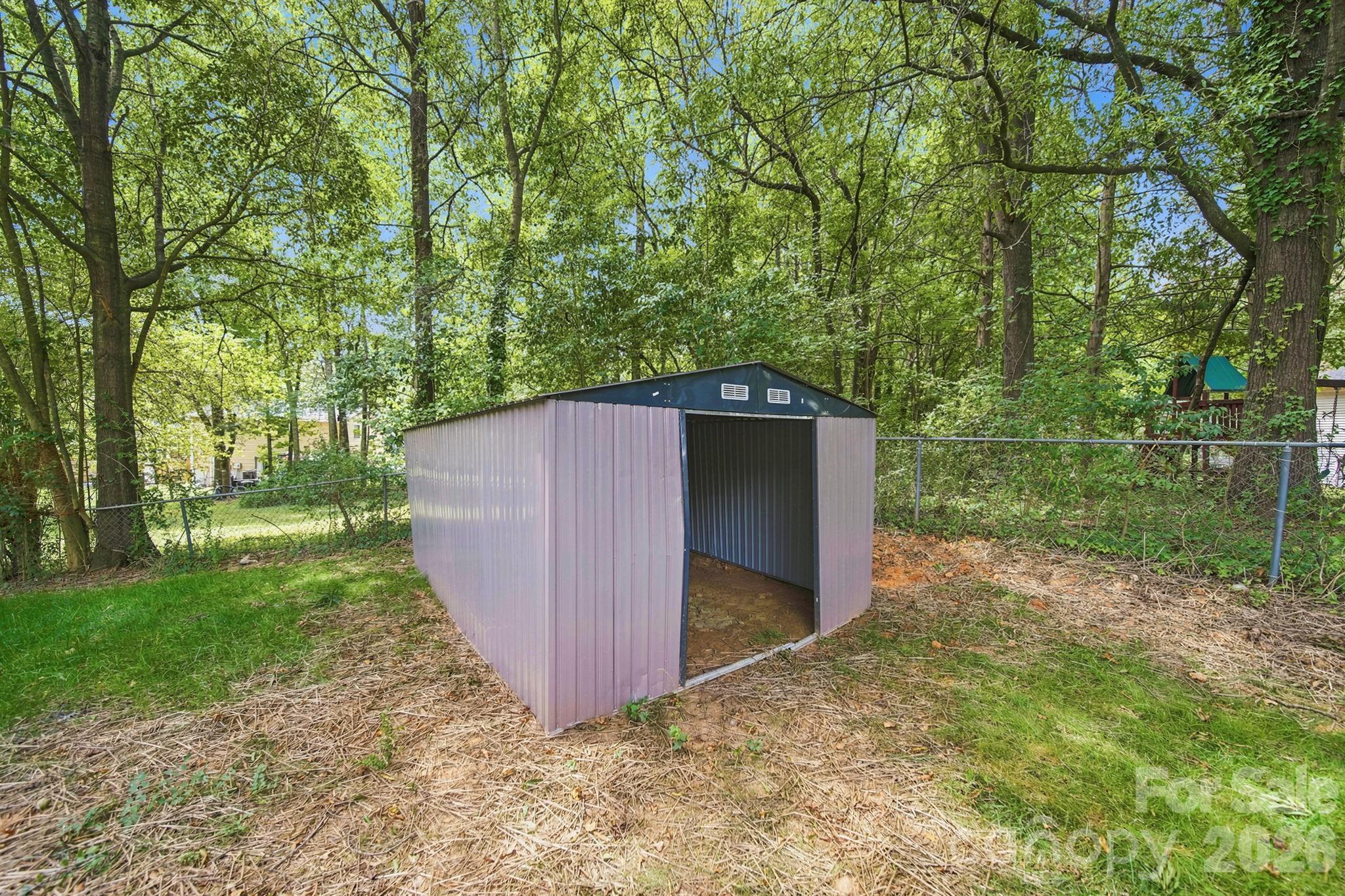 8114 Holly Hill Road — Charlotte