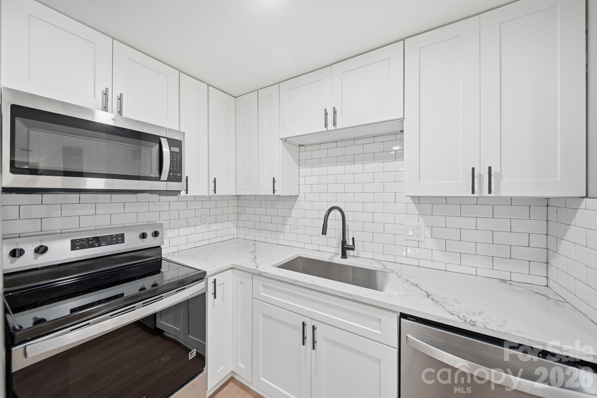 8114 Holly Hill Road — Charlotte