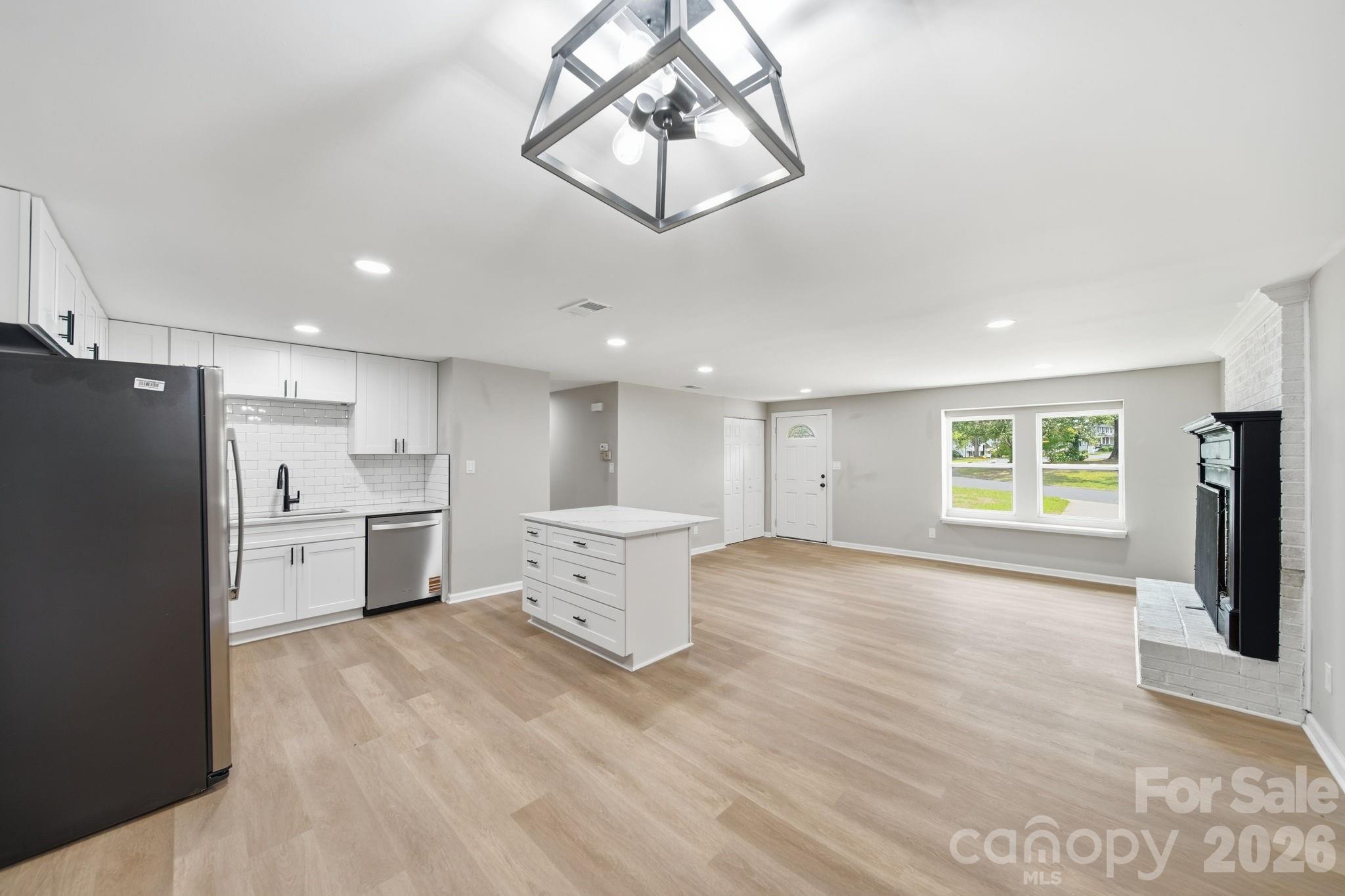 8114 Holly Hill Road — Charlotte
