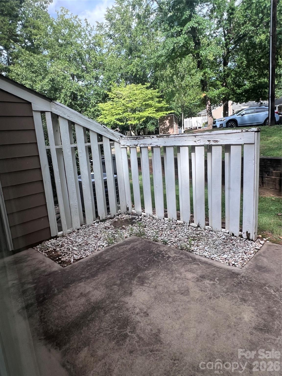 1050 Sardis Cove Drive — Charlotte