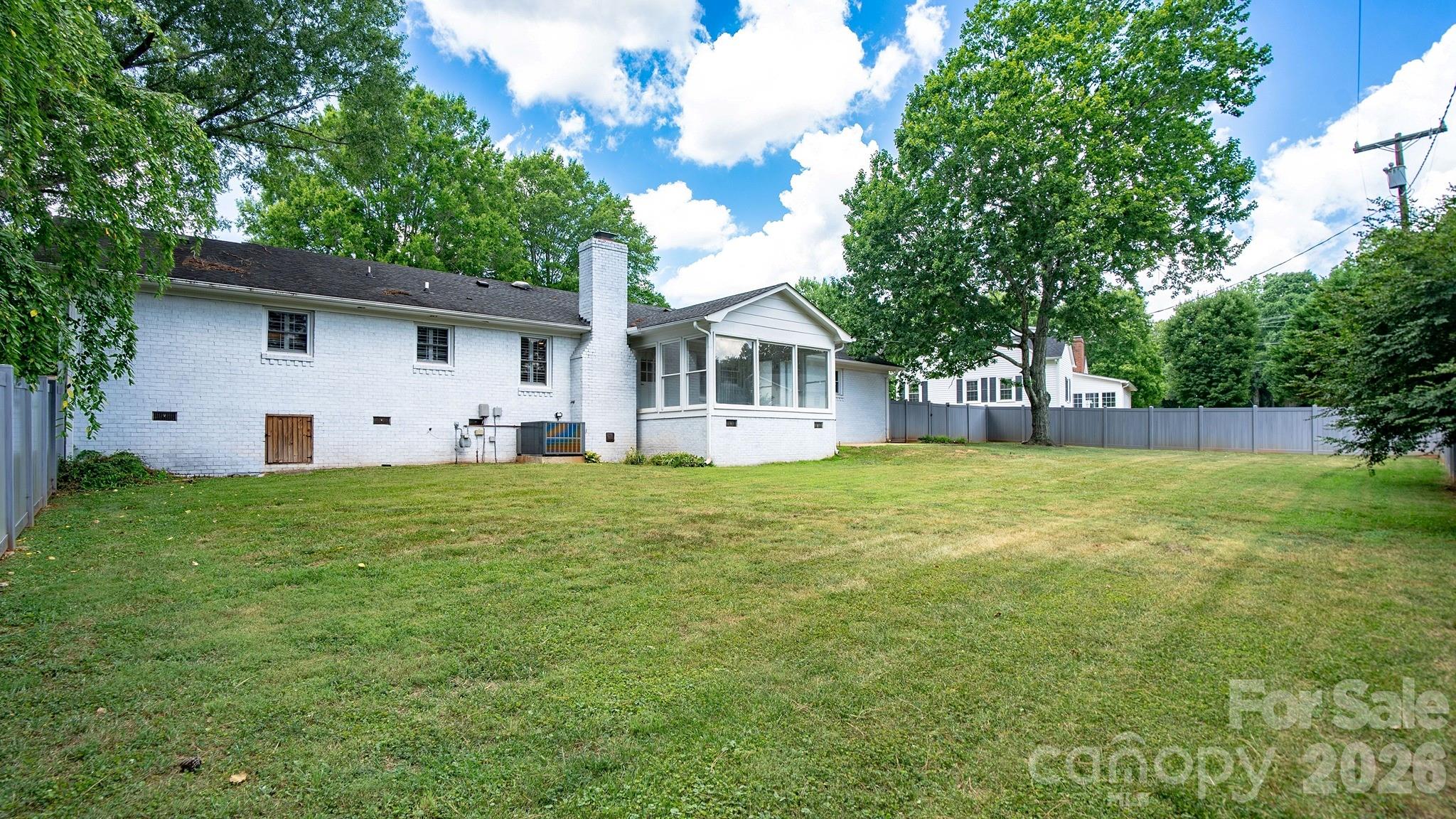 2222 Kings Drive — Gastonia