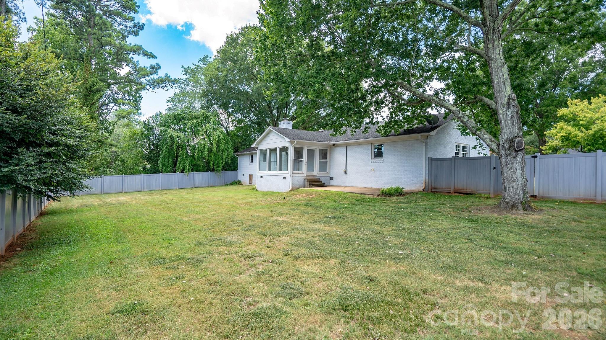 2222 Kings Drive — Gastonia
