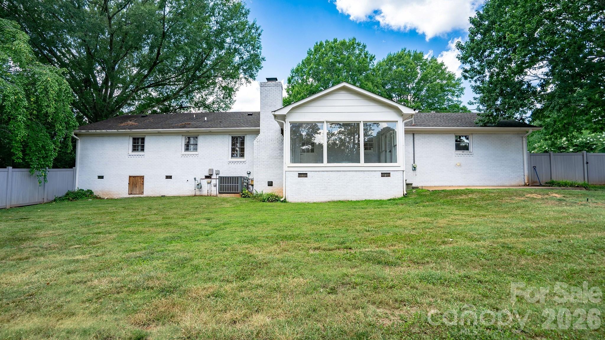 2222 Kings Drive — Gastonia
