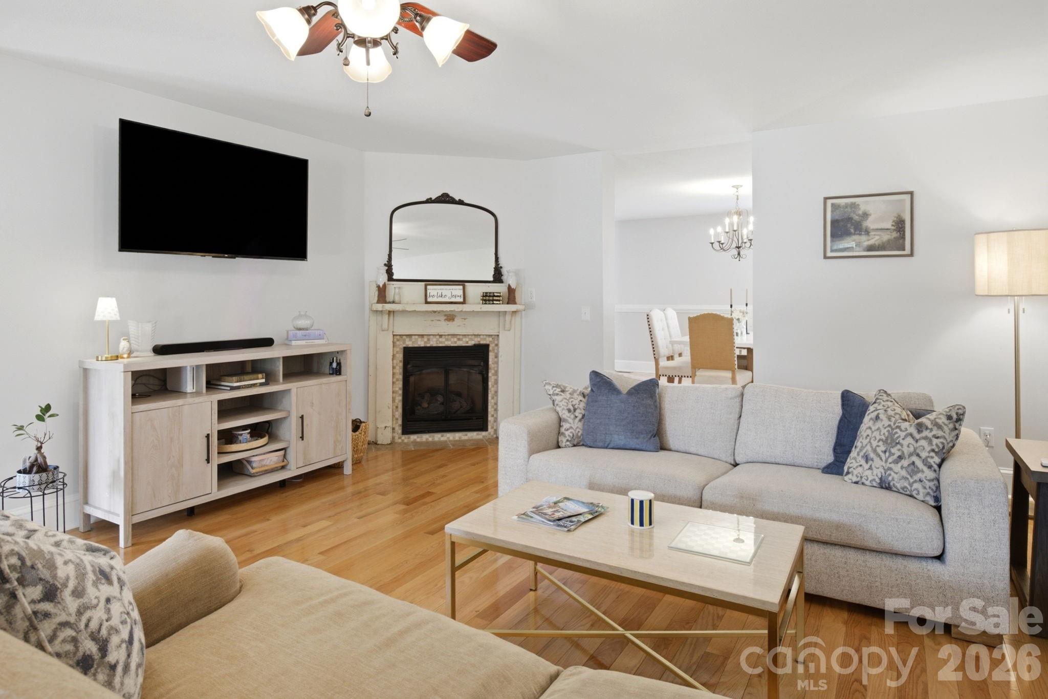 63 Frost Lane — Taylorsville