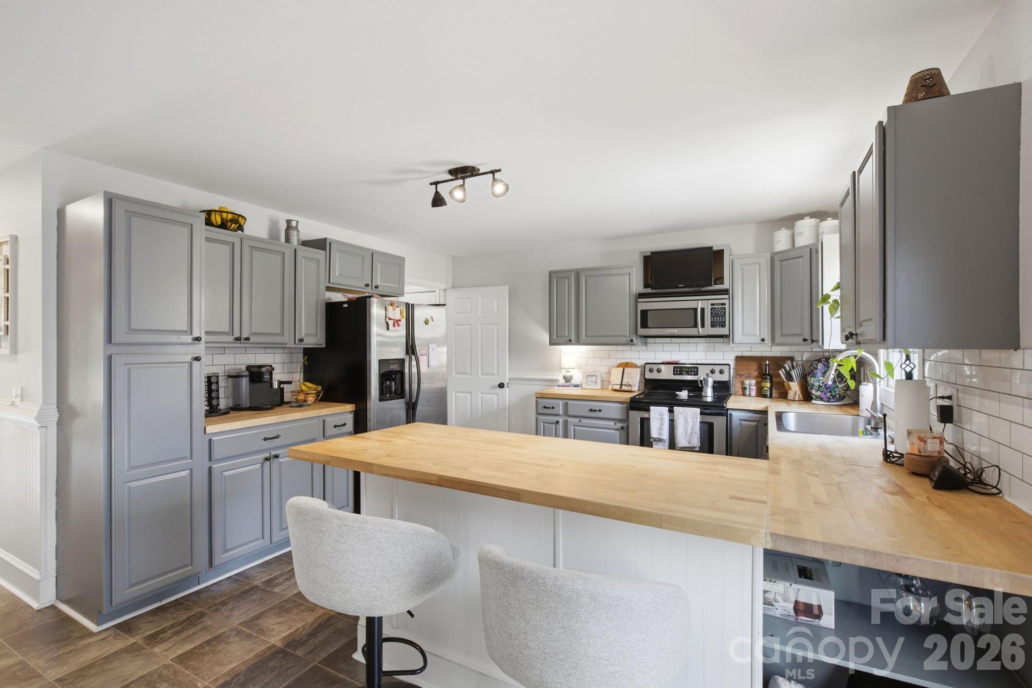 63 Frost Lane — Taylorsville