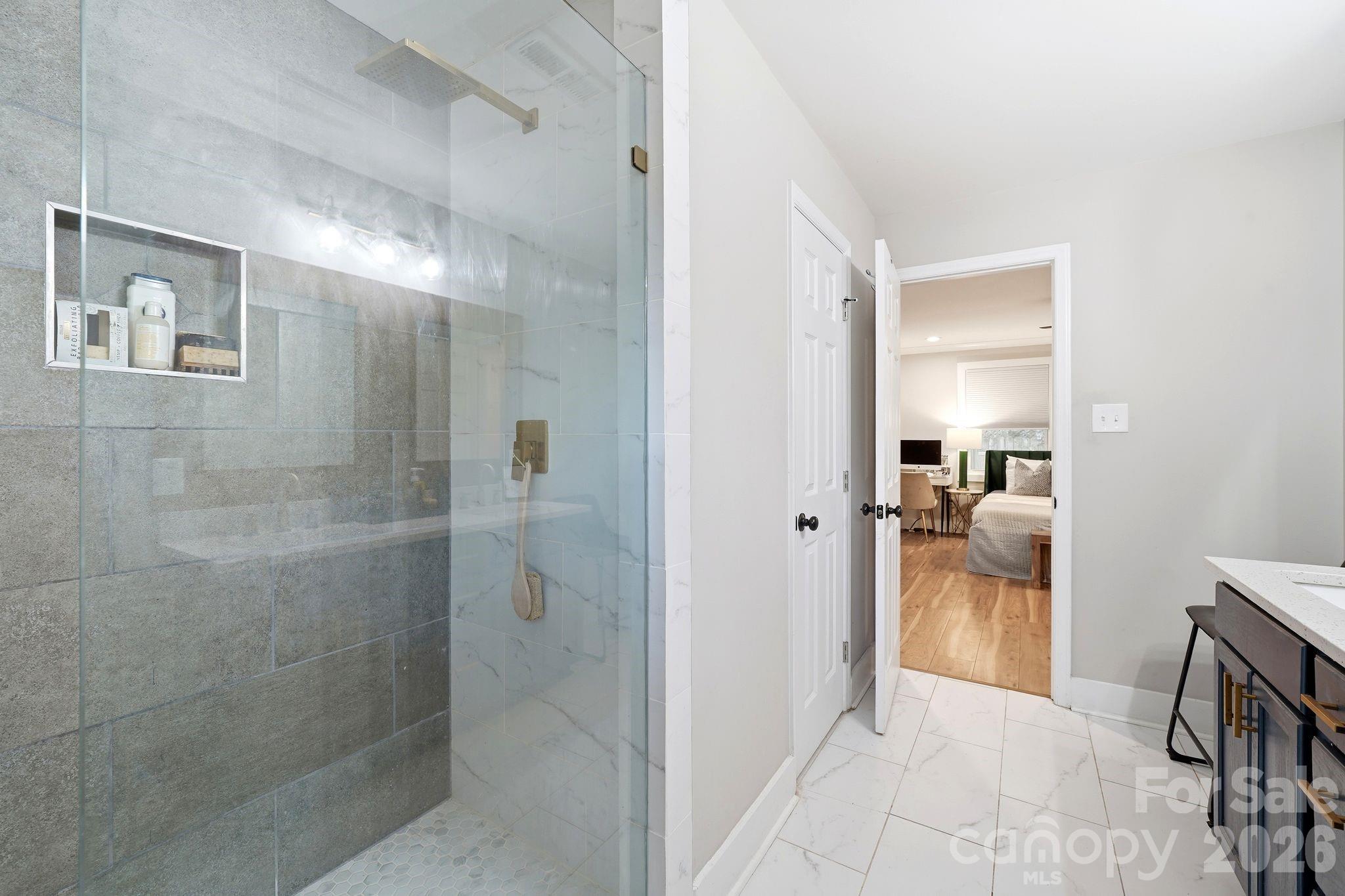 2137 Highland Street — Charlotte