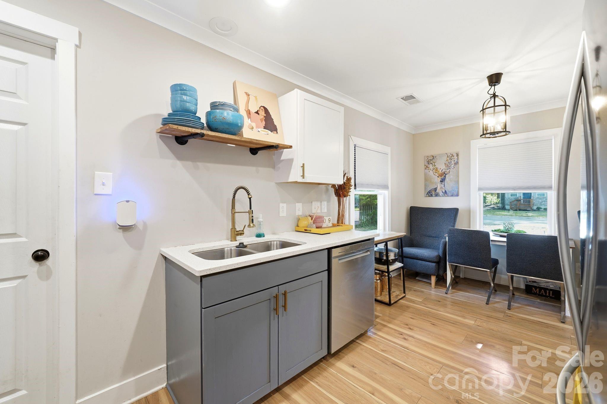 2137 Highland Street — Charlotte