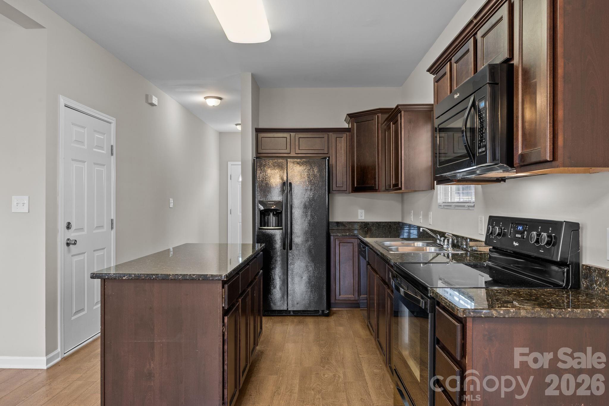 115 Lookout Point Place — Mooresville