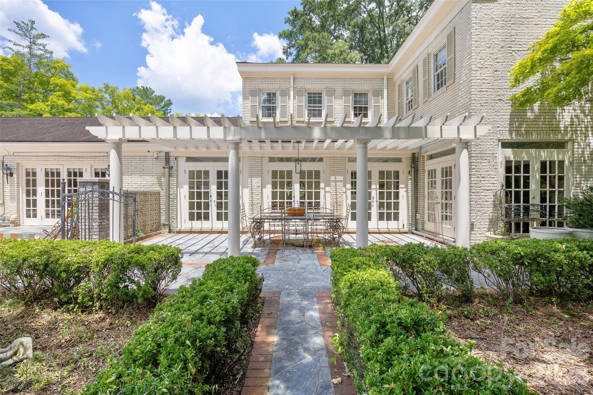 832 Wren Road — Gastonia