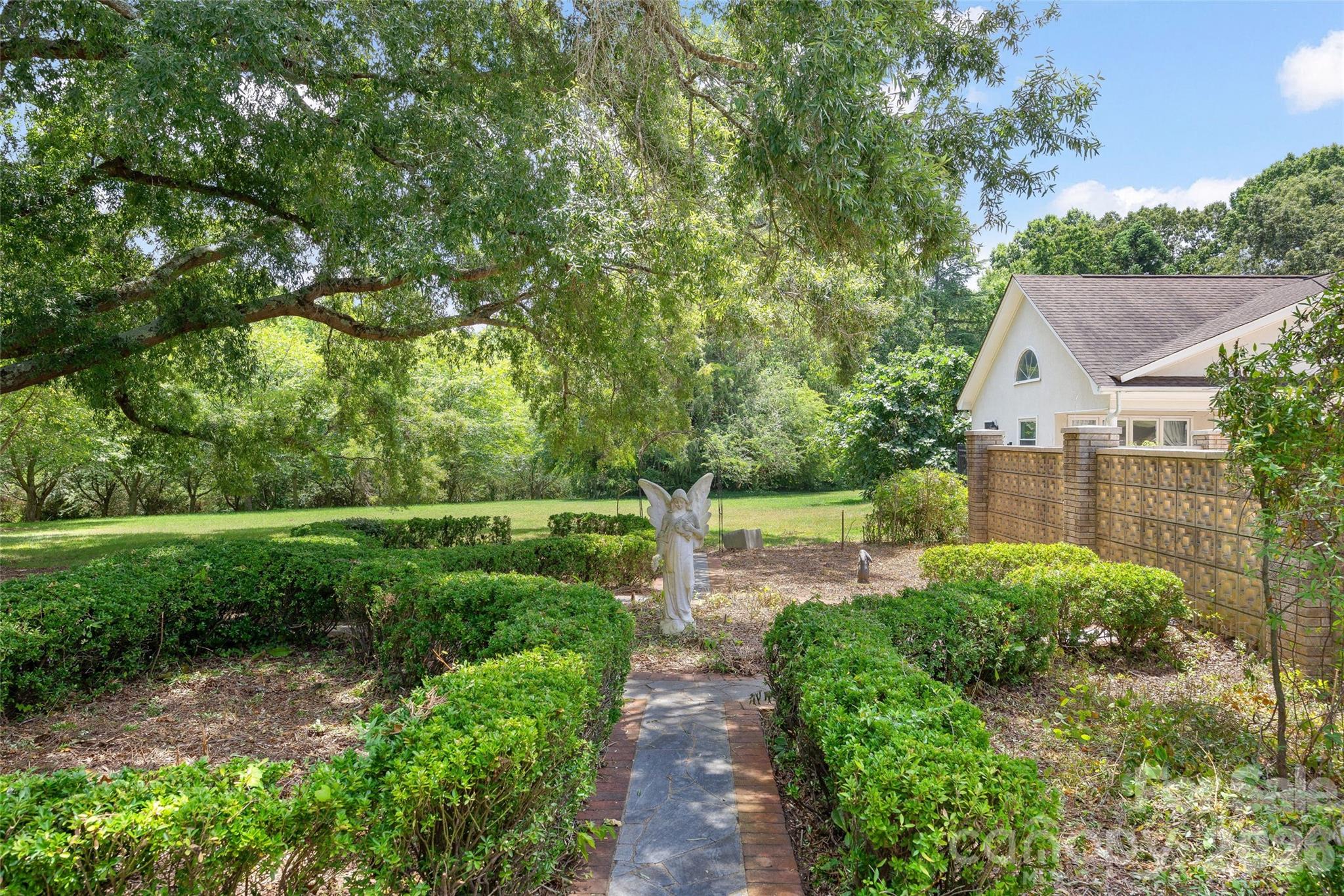 832 Wren Road — Gastonia