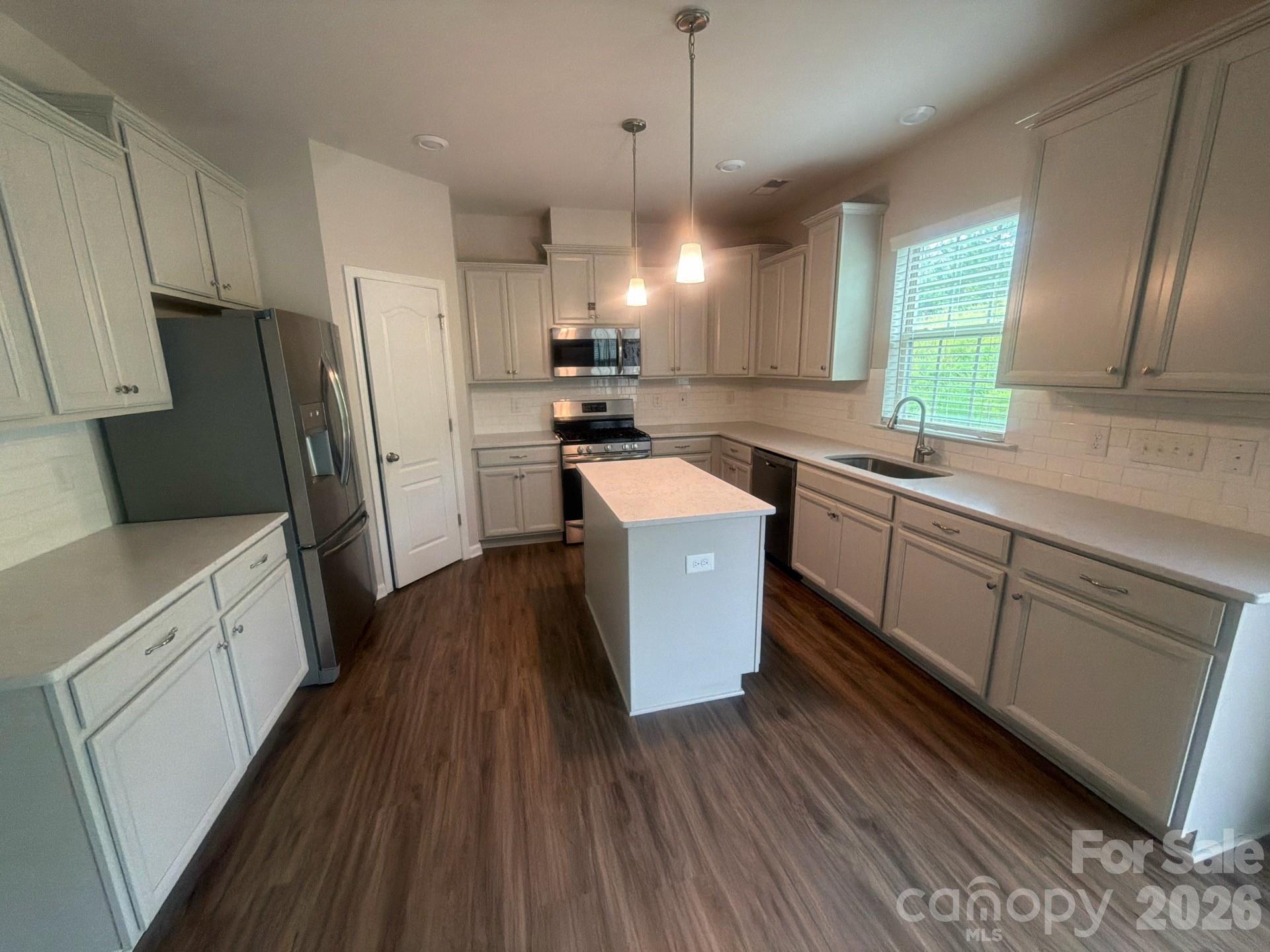 16846 Cozy Cove Road — Charlotte
