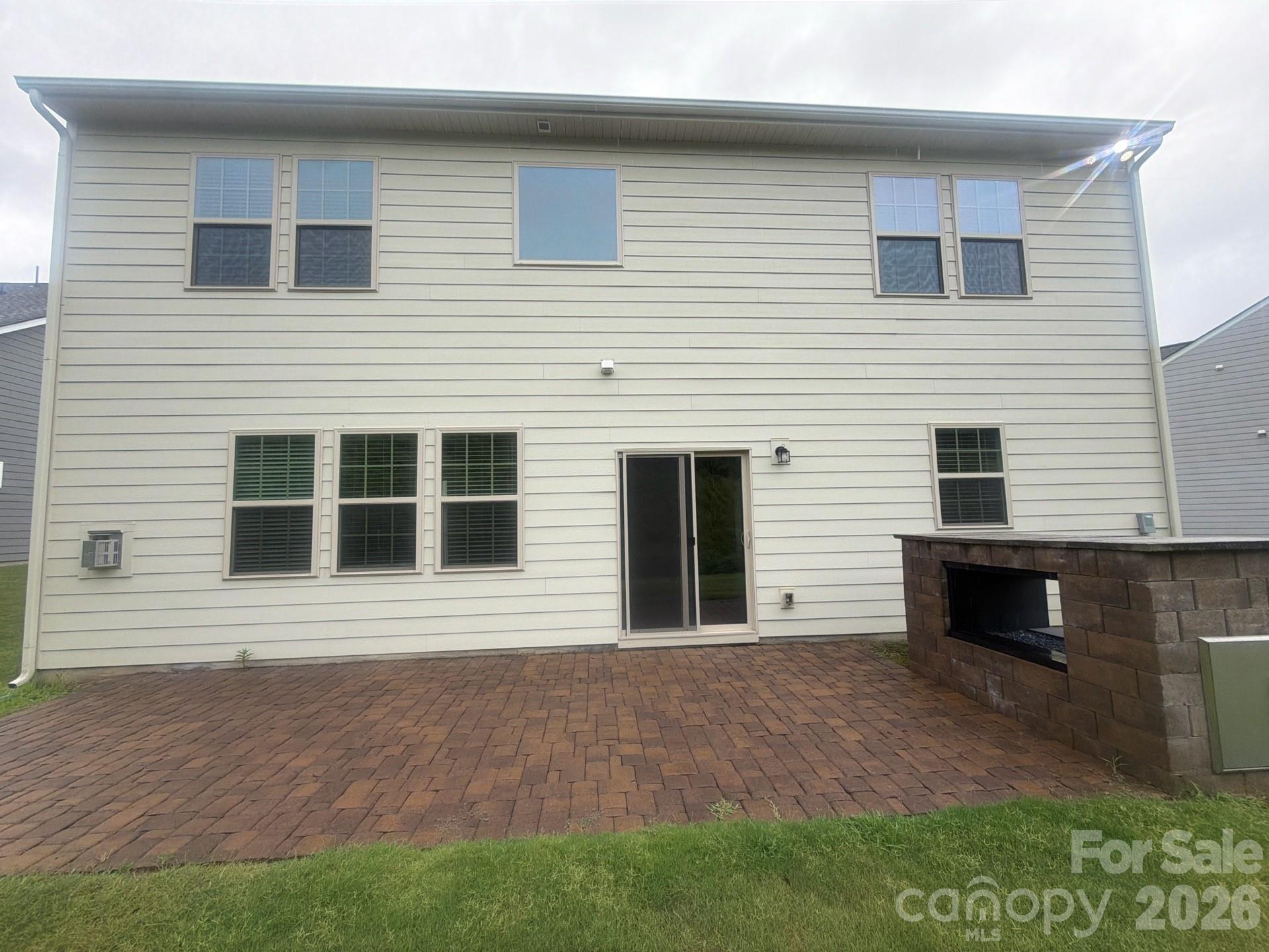 16846 Cozy Cove Road — Charlotte