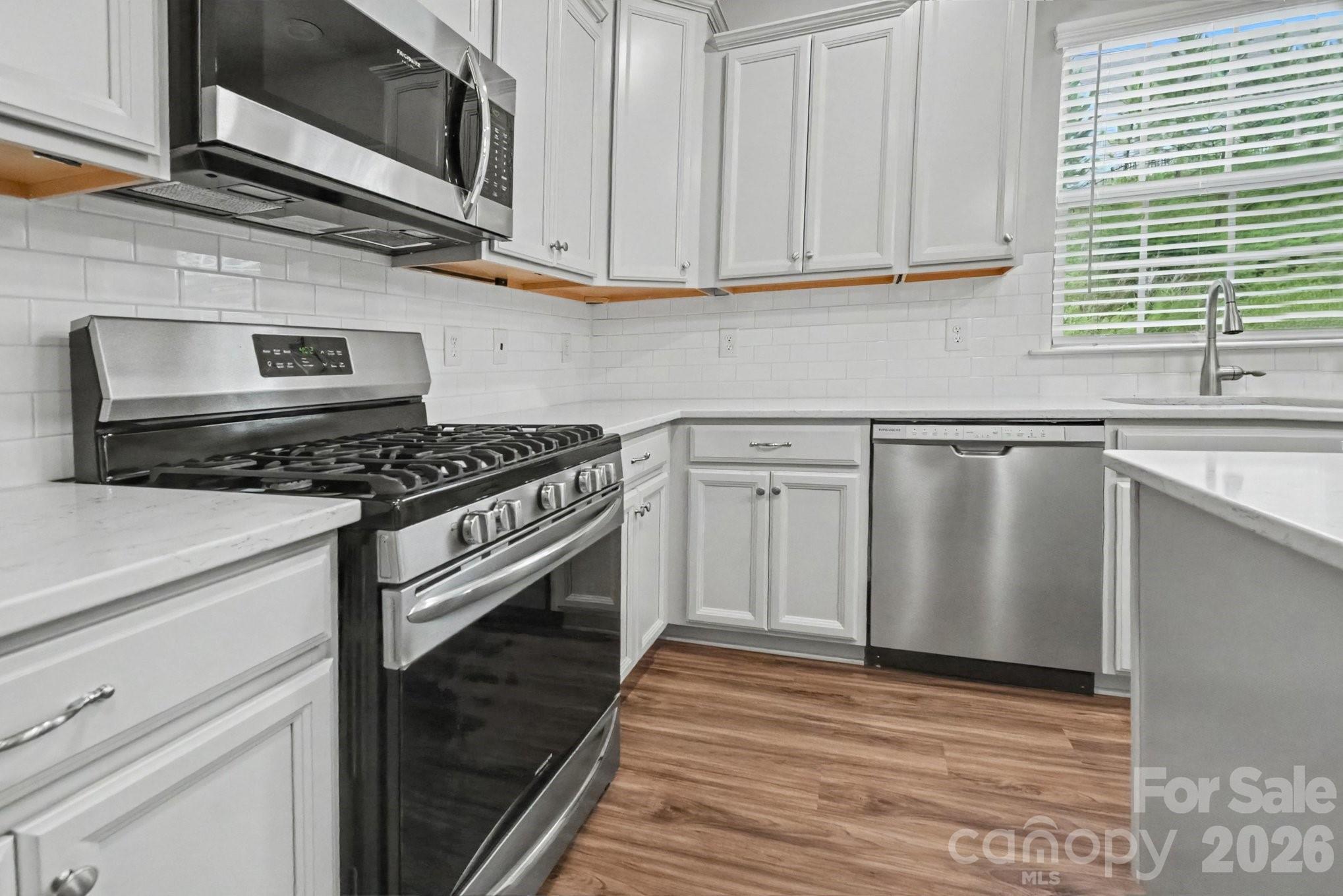 16846 Cozy Cove Road — Charlotte