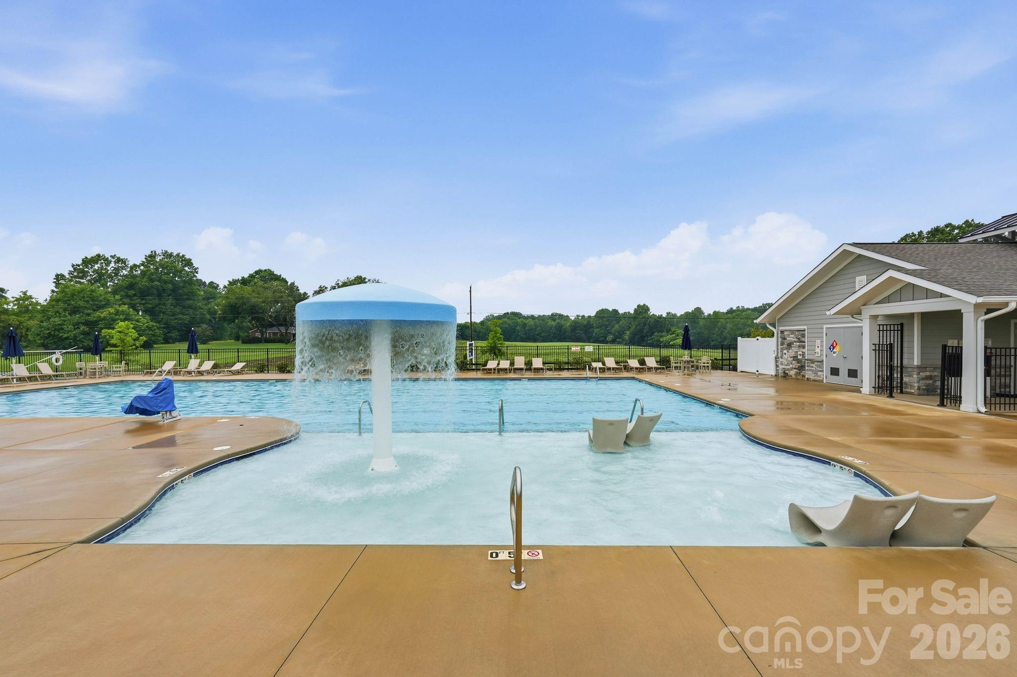 145 Old Home Road — Statesville