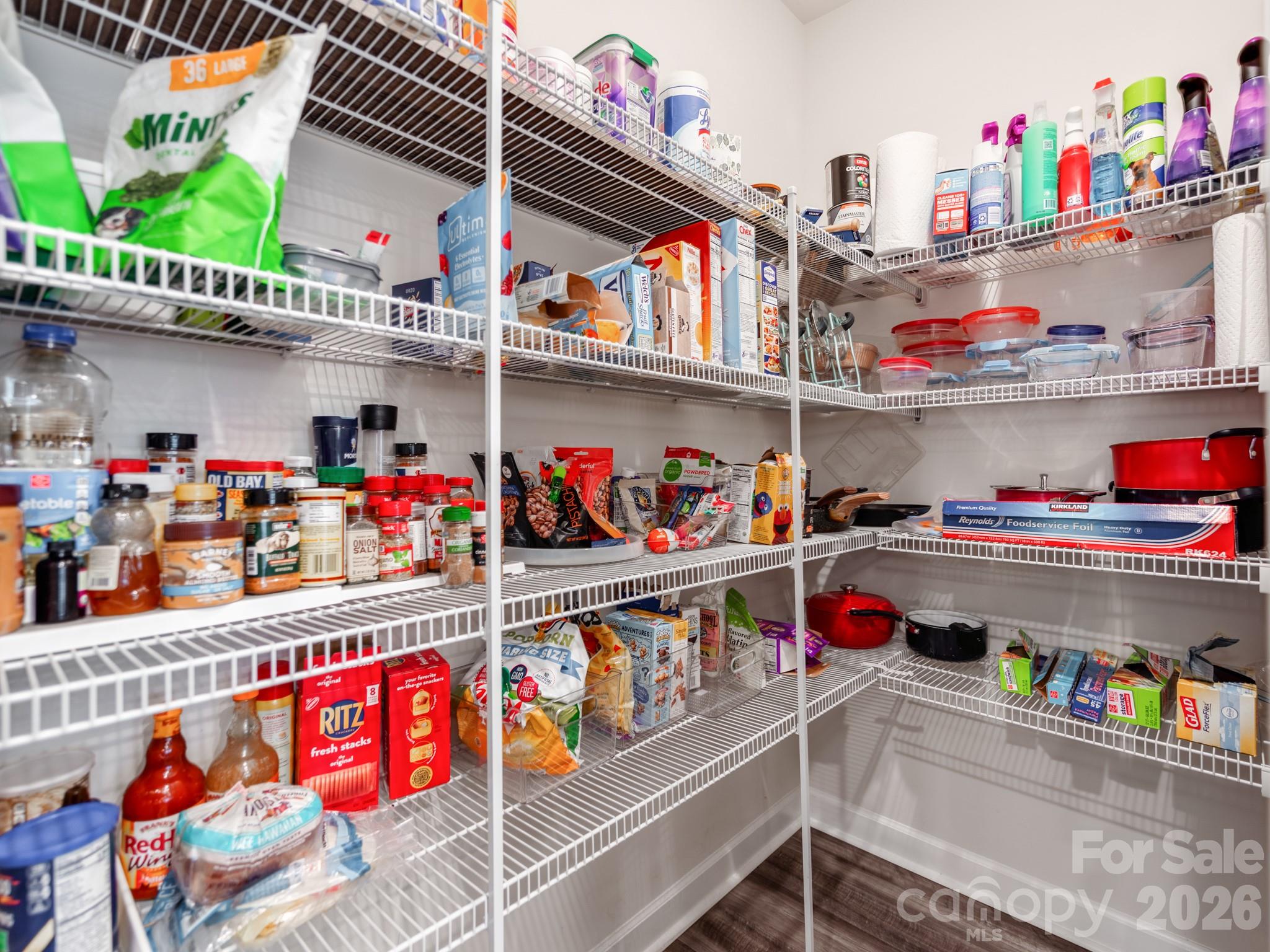 438 Nixon Road — Belmont